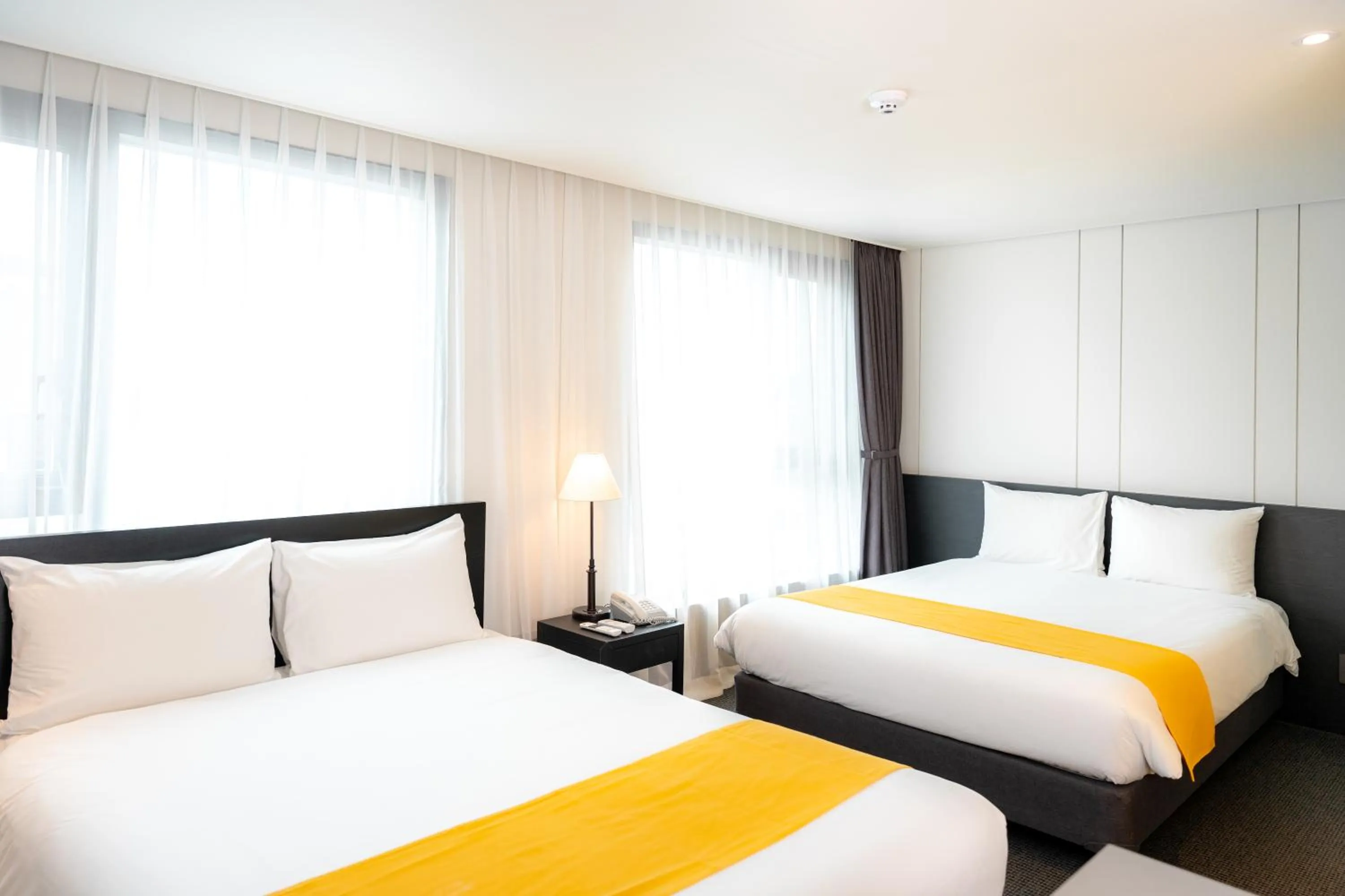 Bed in Seogwipo Hills Hotel