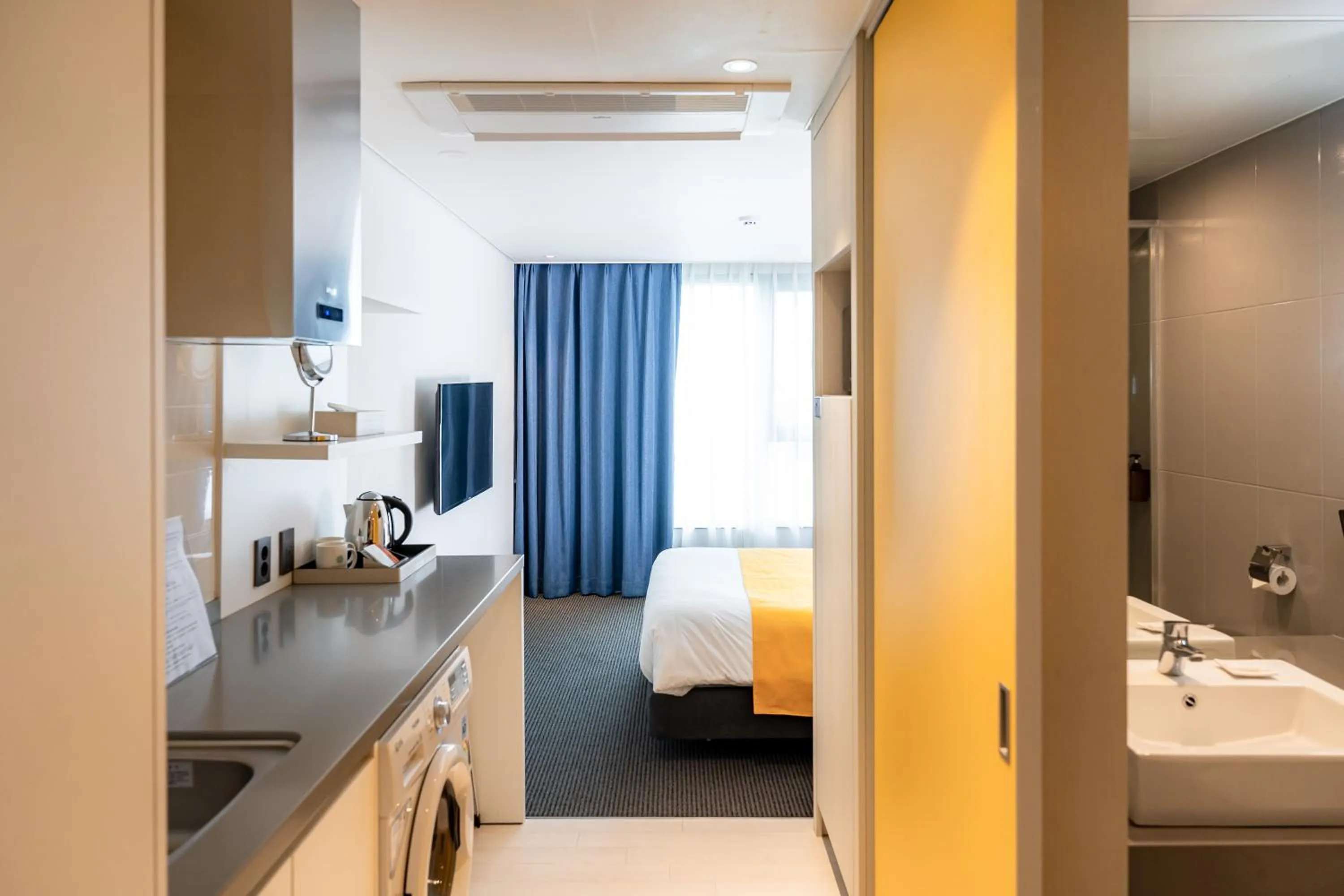 Bed in Seogwipo Hills Hotel