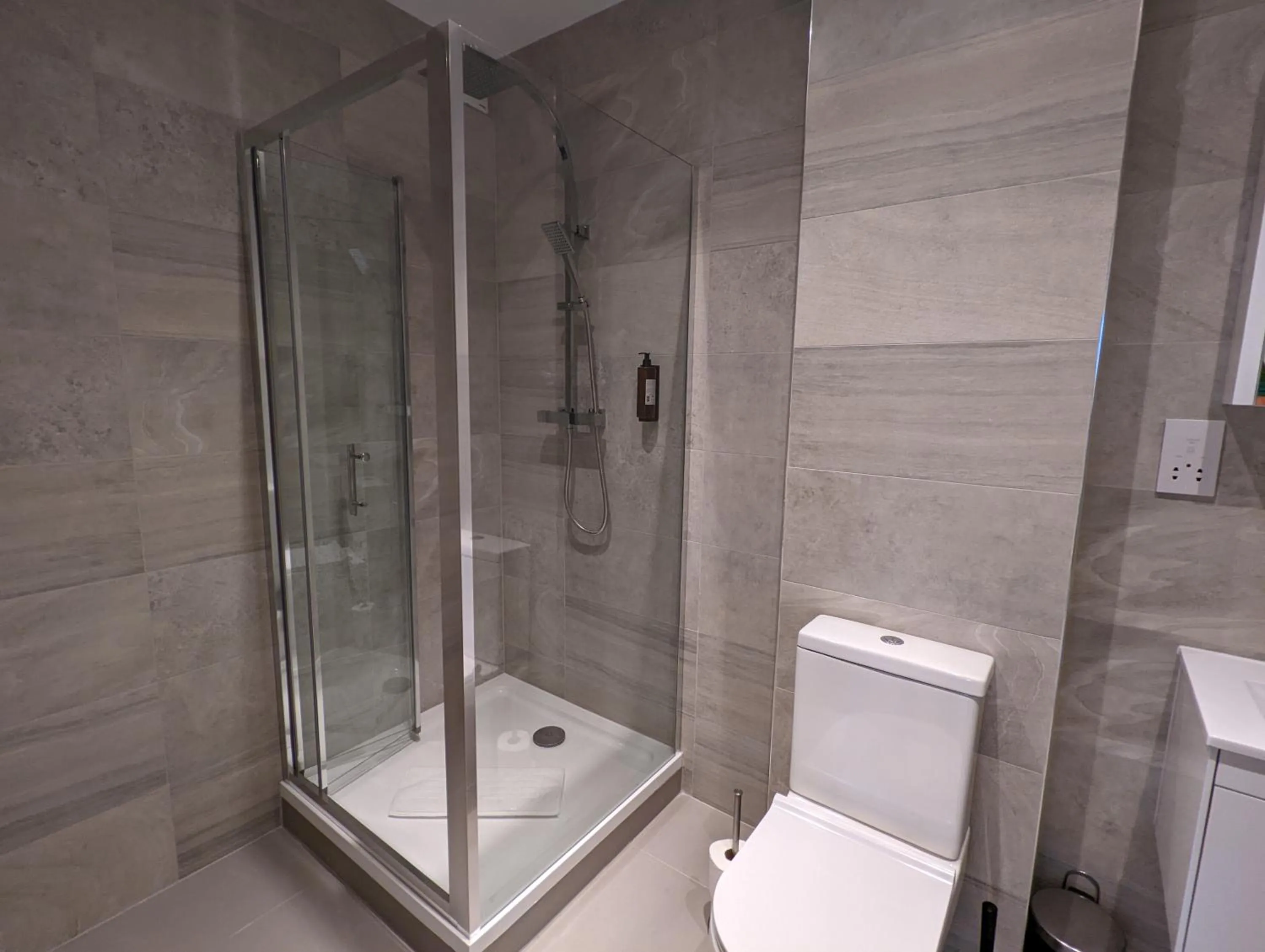 Bathroom in Charles Hope London Hounslow