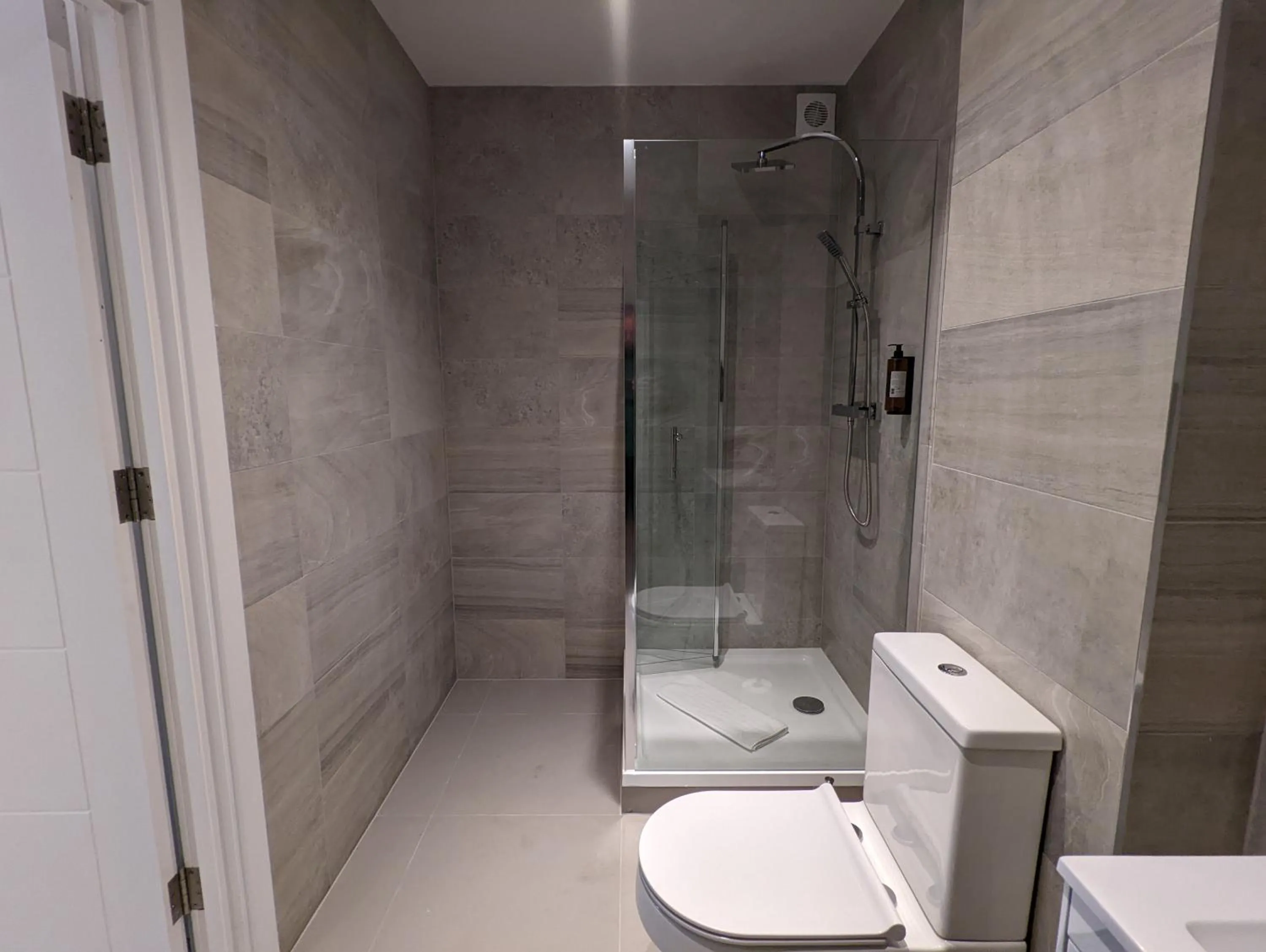 Bathroom in Charles Hope London Hounslow