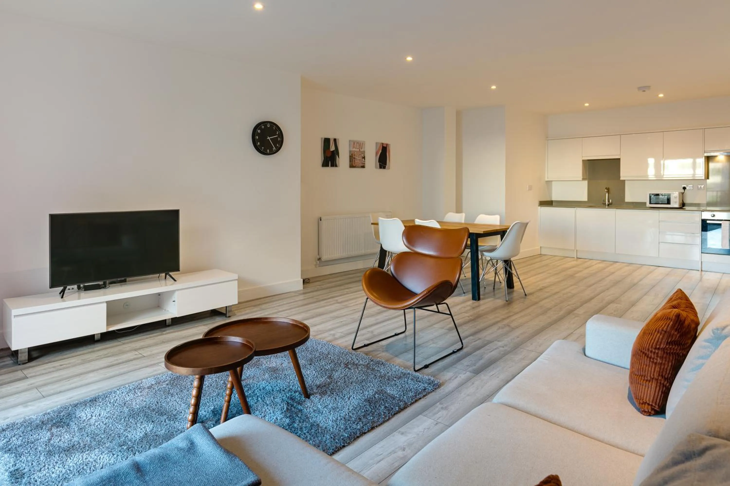 TV and multimedia in Charles Hope London Hounslow