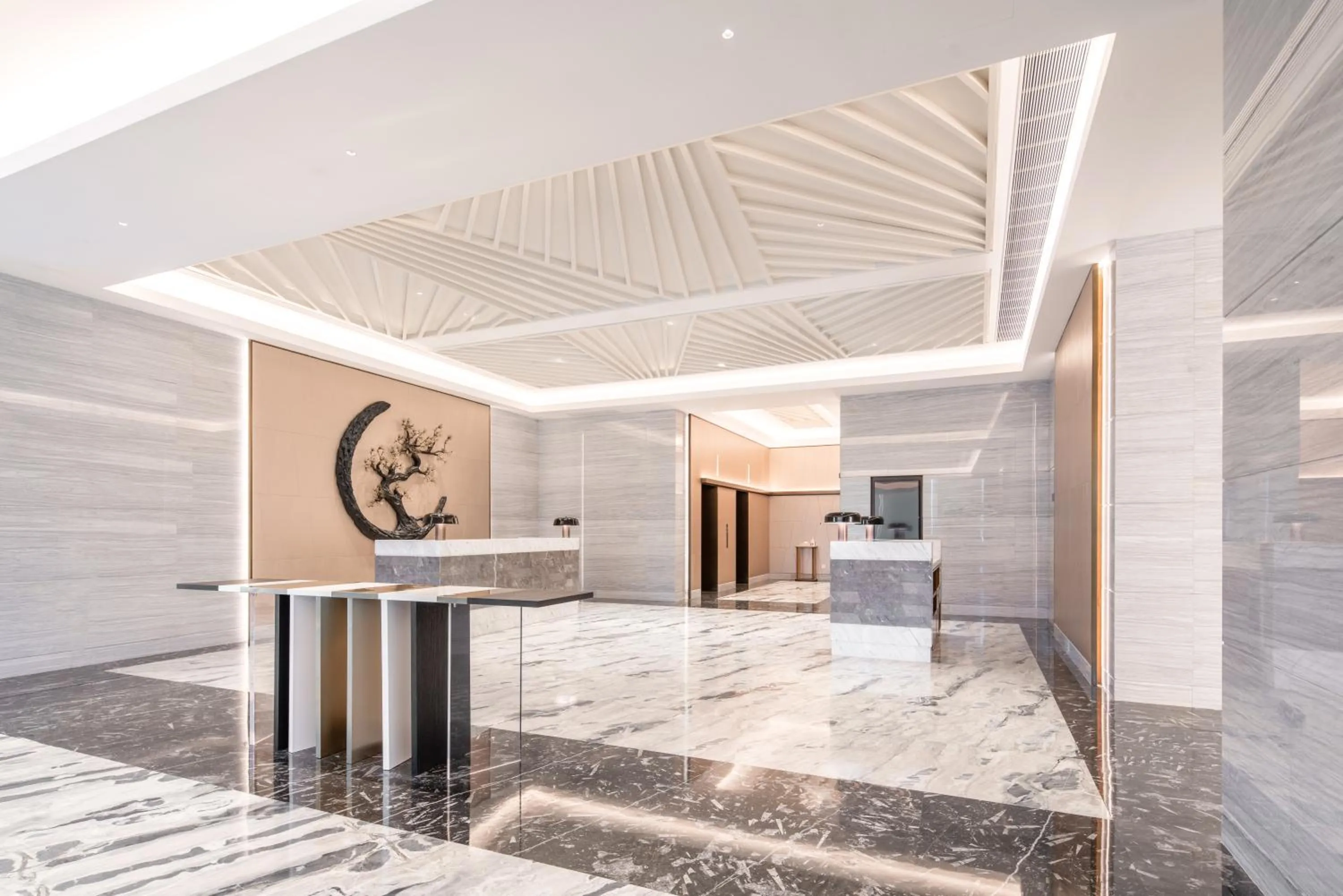 Lobby or reception in Oaks Chengdu at Cultural Heritage Park