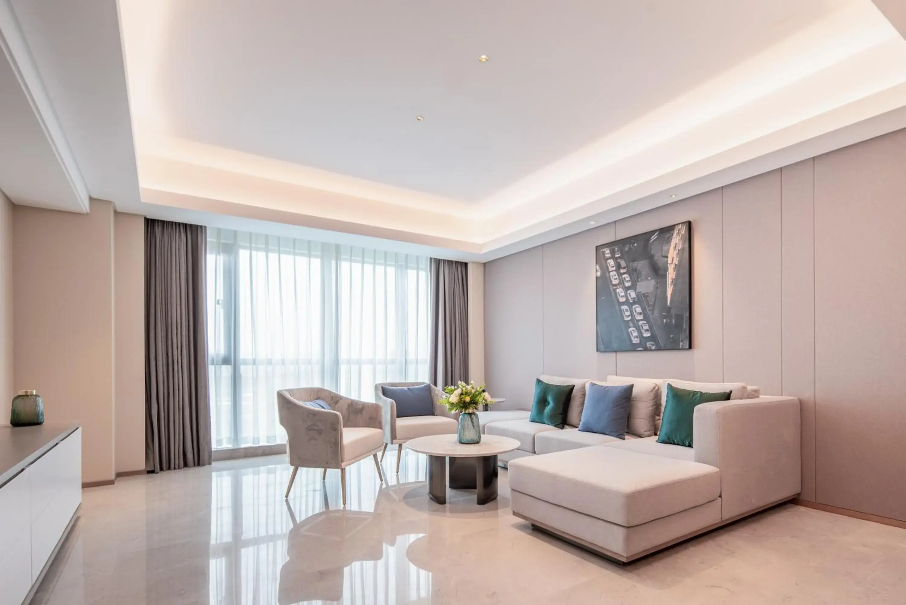 Family Suite in Oaks Chengdu at Cultural Heritage Park Family Suite in Oaks Chengdu at Cultural Heritage Park