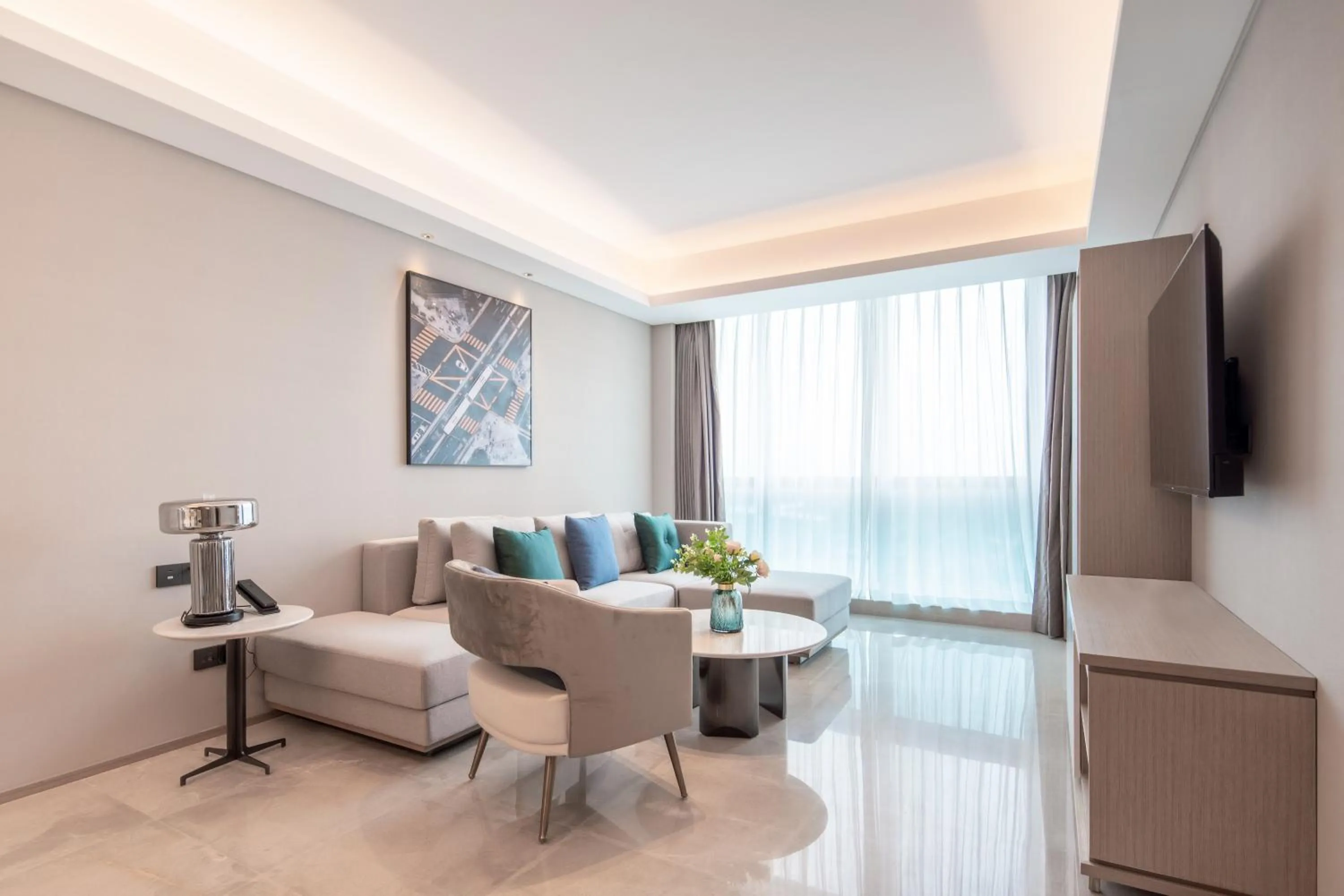 Living room in Oaks Chengdu at Cultural Heritage Park