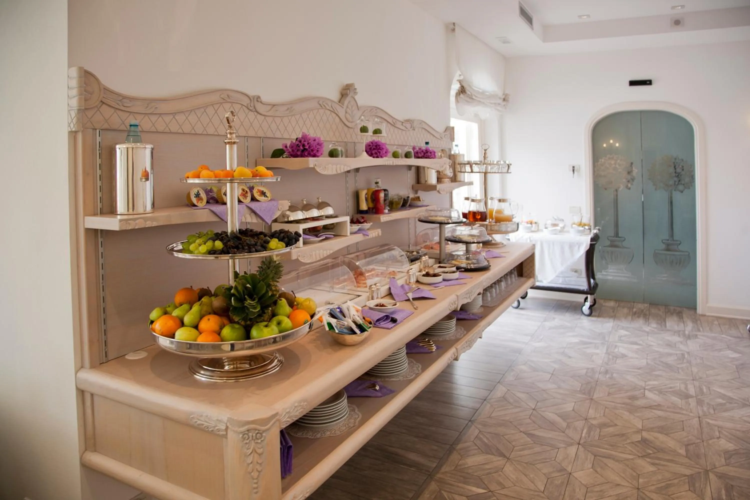 Buffet breakfast in Hotel Villa Florida & Suite Apartments