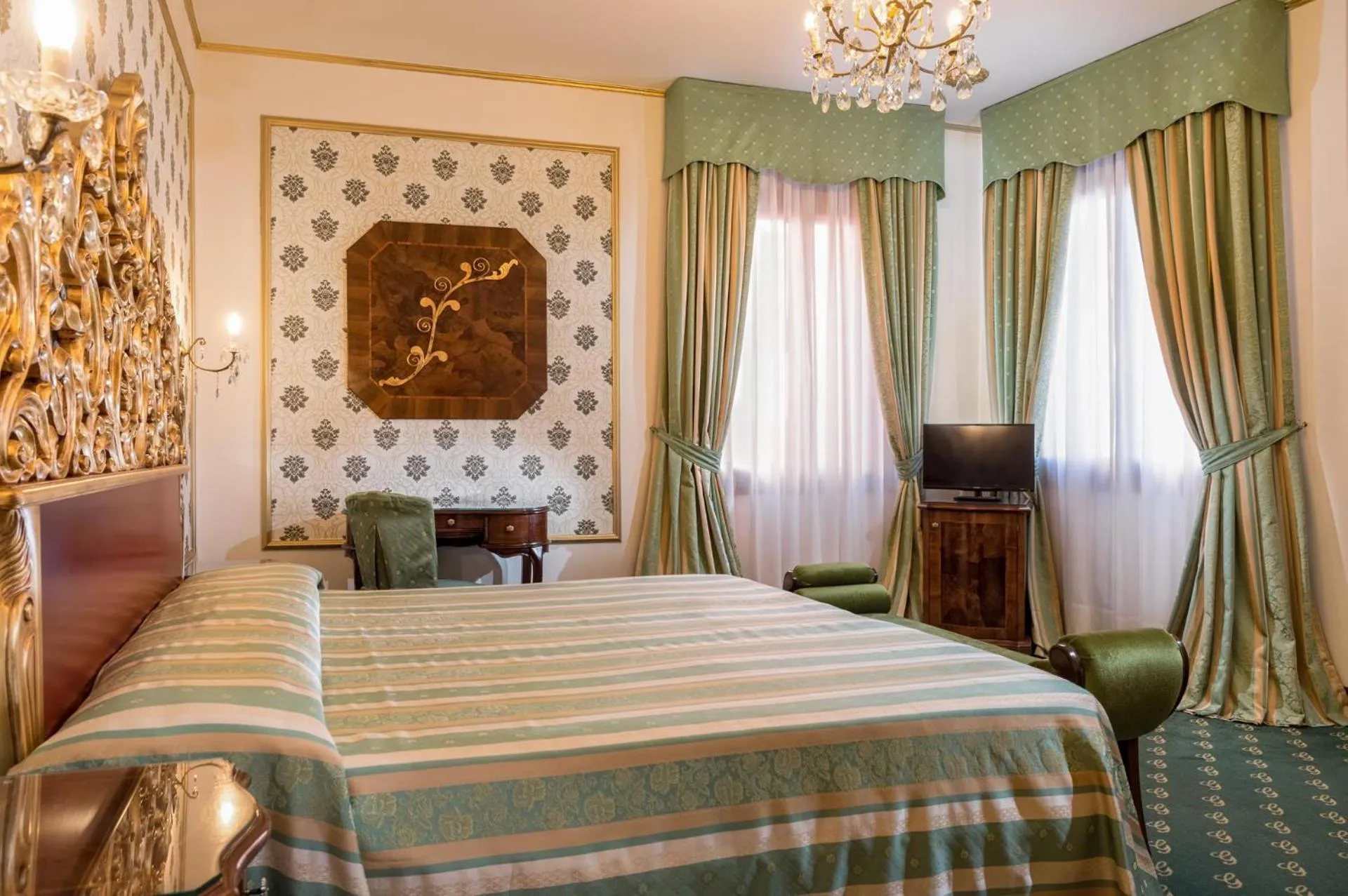 Bedroom, Bed in Hotel Giorgione