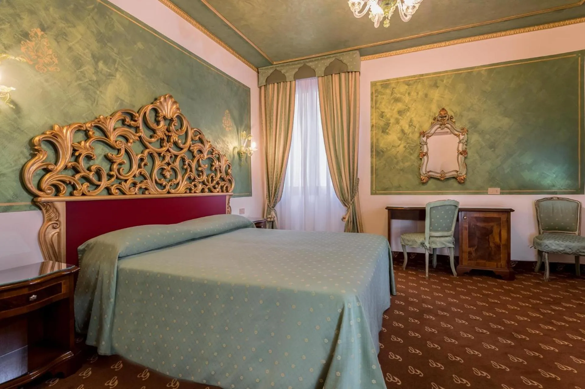 Bedroom, Bed in Hotel Giorgione