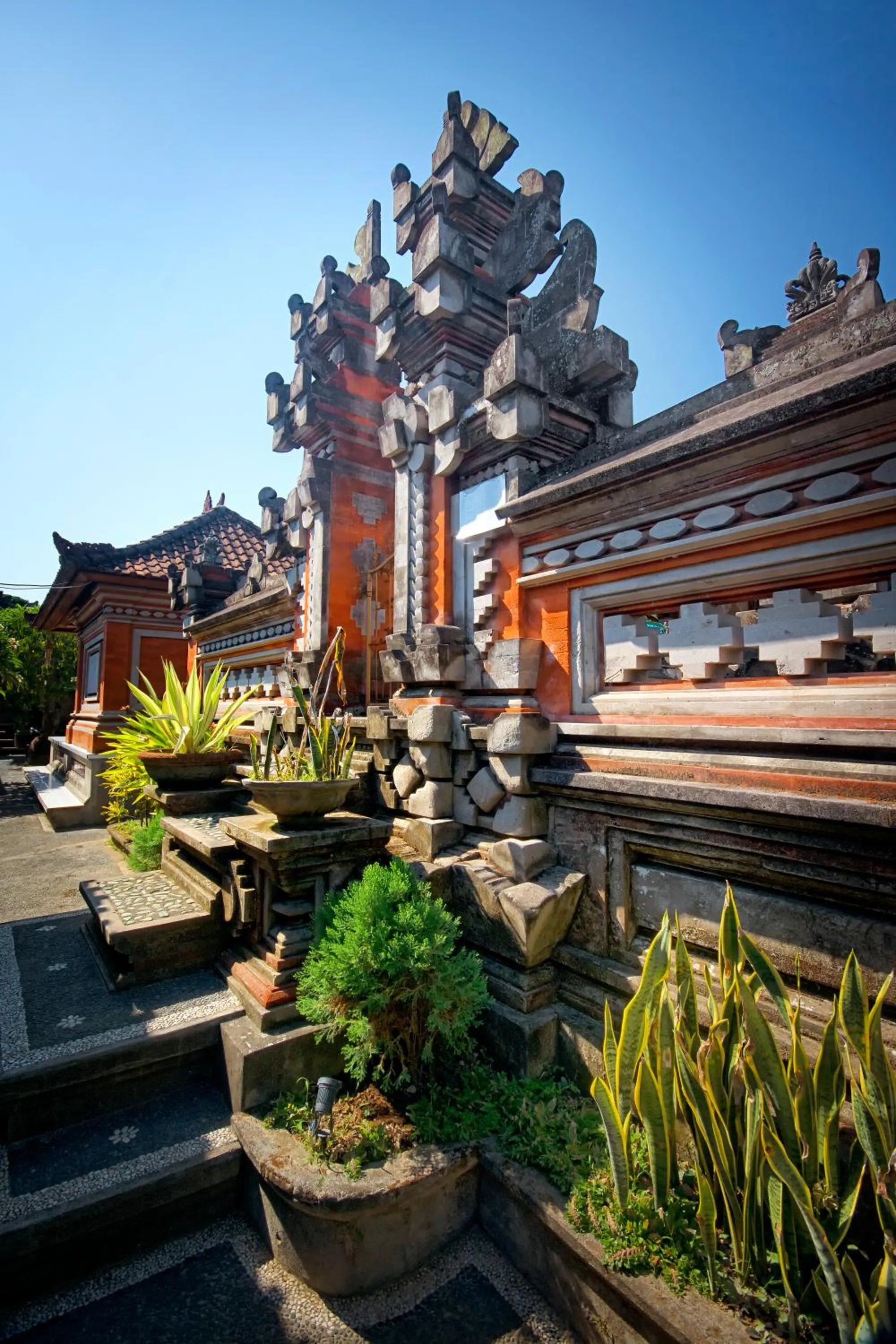 Facade/entrance in Made Arsa Homestay