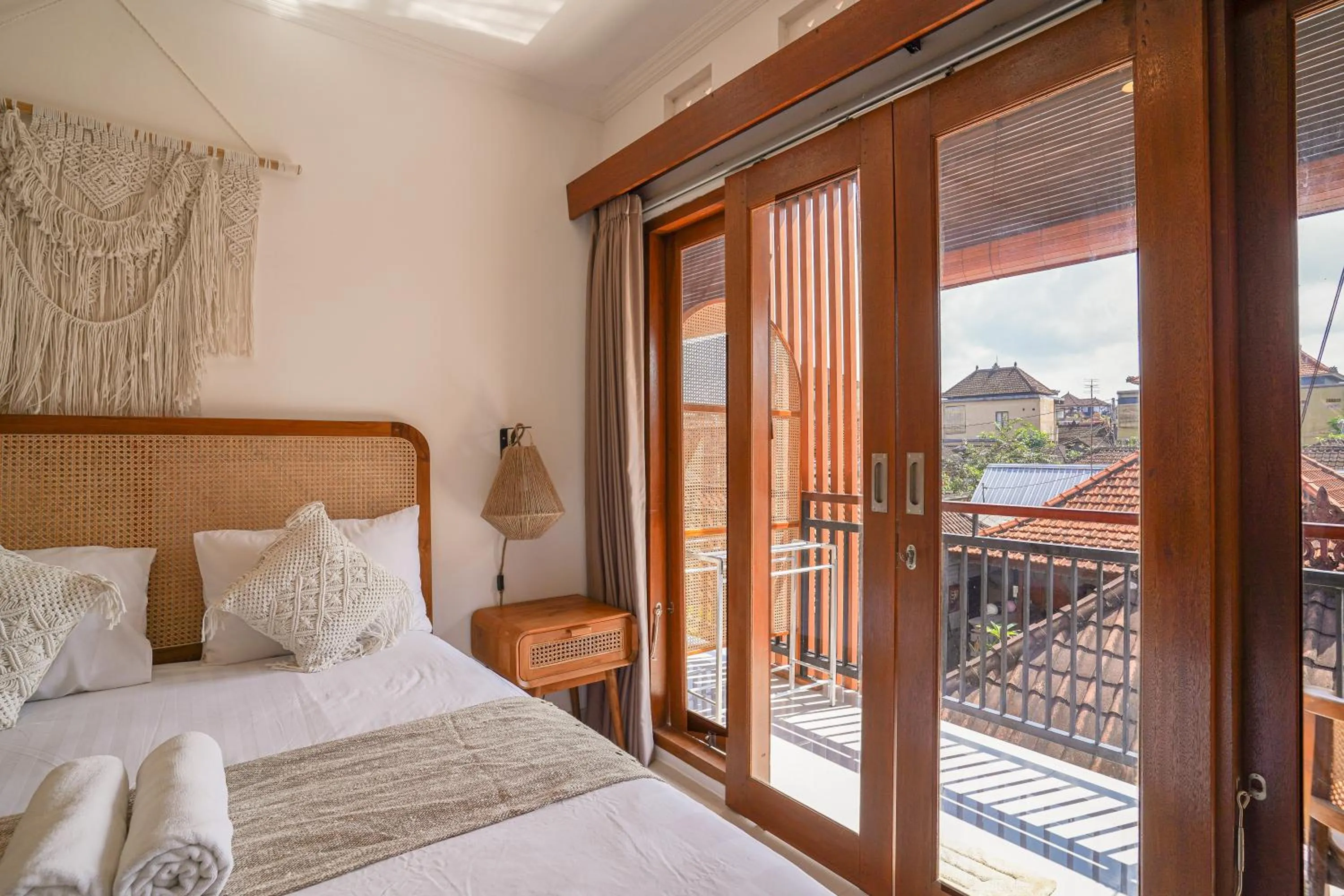 Bedroom, Bed in Made Arsa Homestay