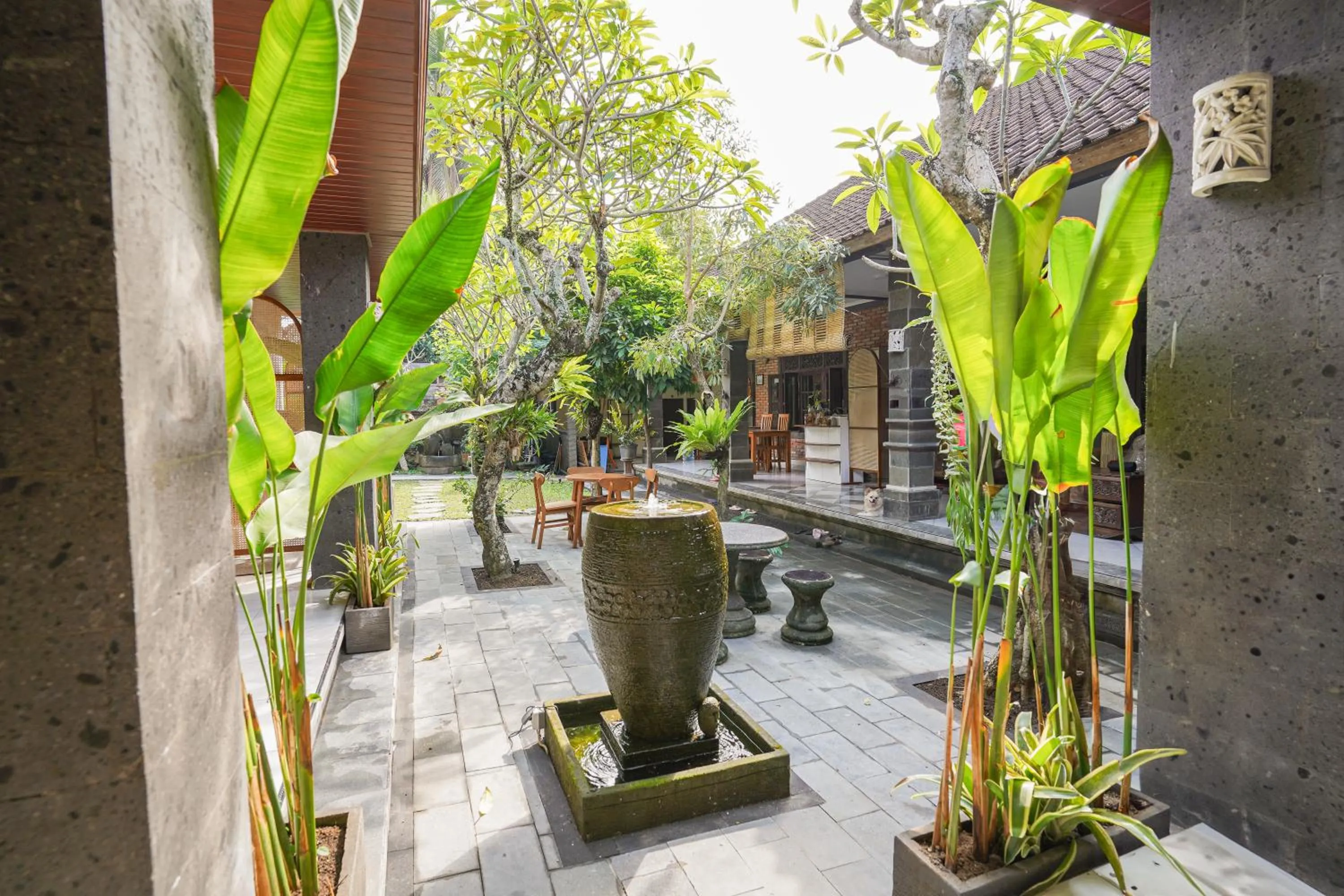 Garden in Made Arsa Homestay