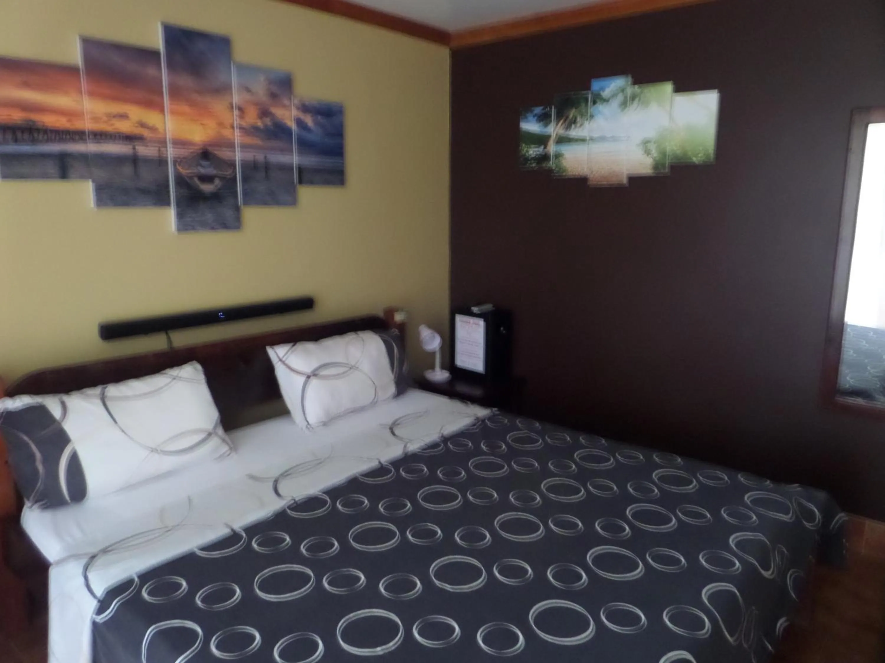 Bed in Sailfishbay Surf And Big Game Fishing Lodge