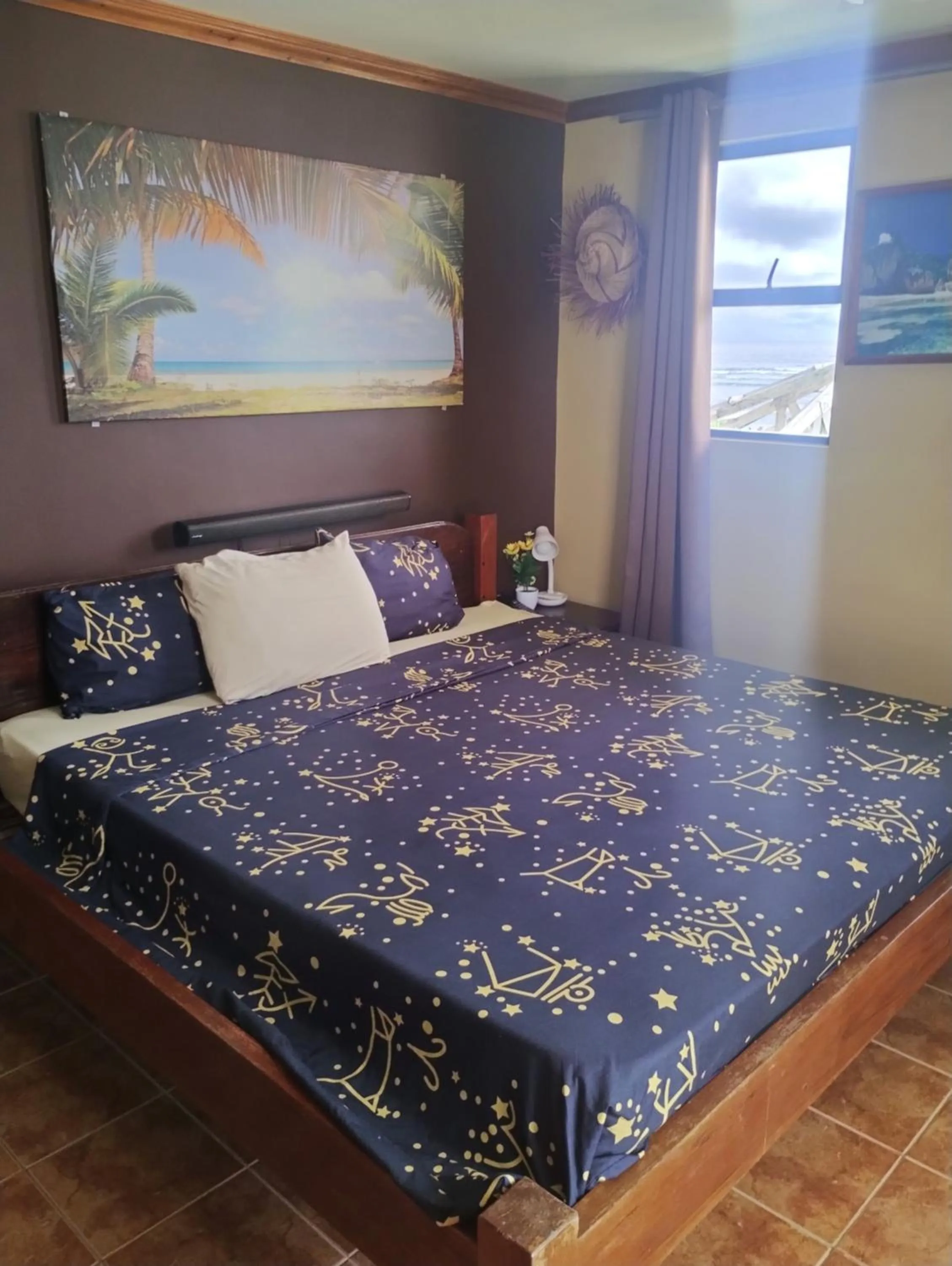 Property building, Bed in Sailfishbay Surf And Big Game Fishing Lodge