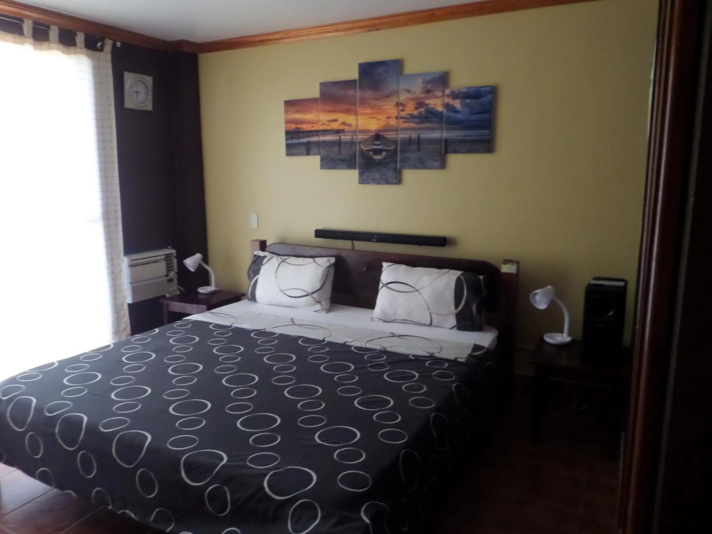 Bed in Sailfishbay Surf And Big Game Fishing Lodge