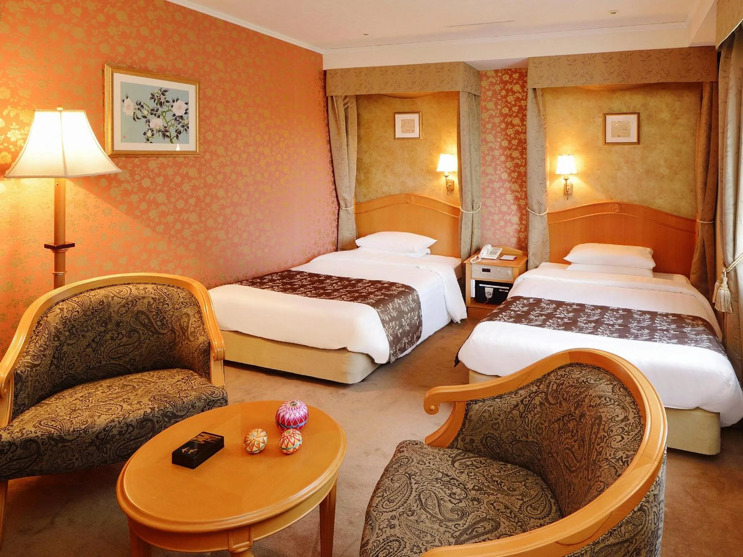 Photo of the whole room, Bed in Kanazawa Hakuchoro Hotel Sanraku -Natural Hot Spring-