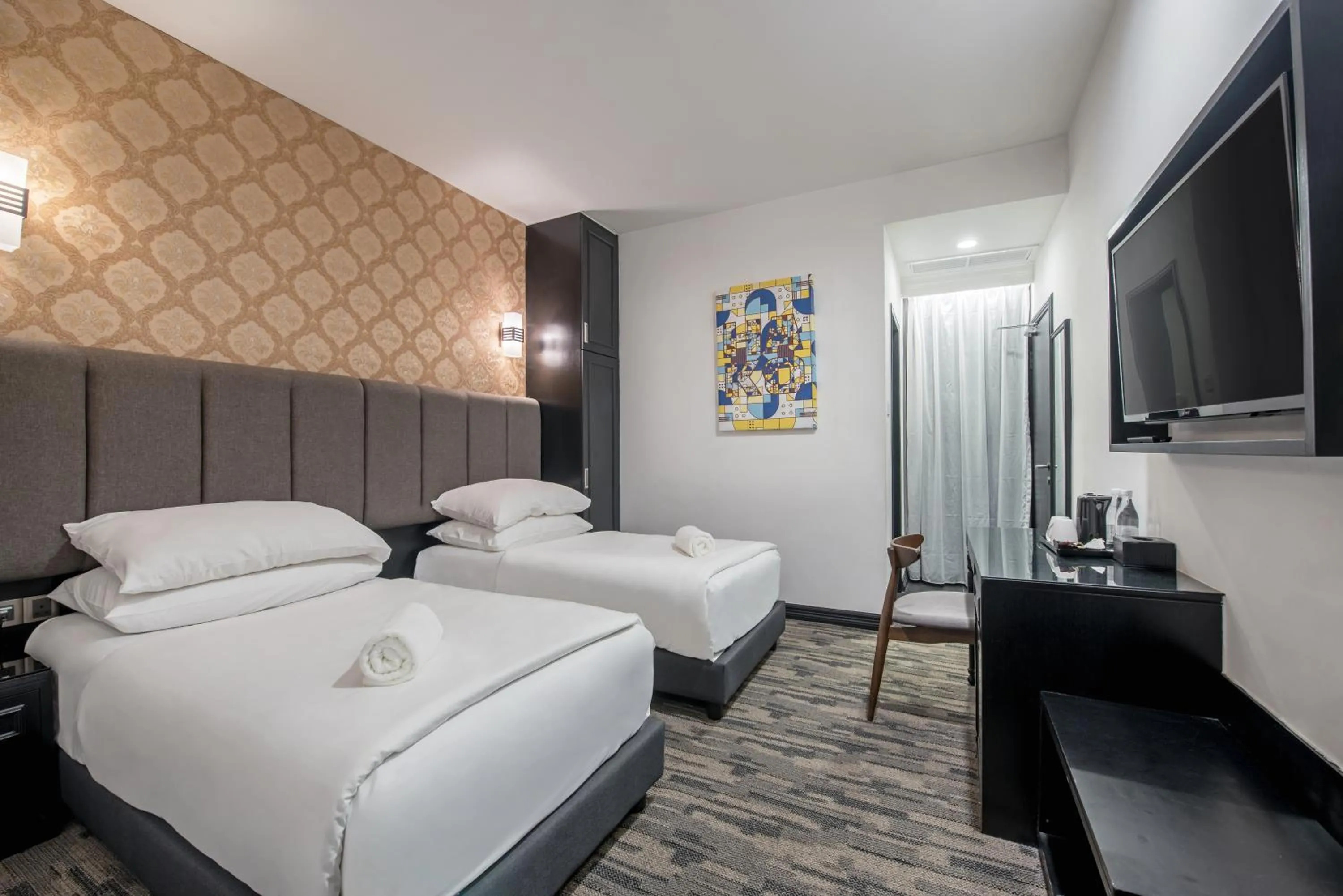 Guests, Bed in HAKO HOTEL JBCC