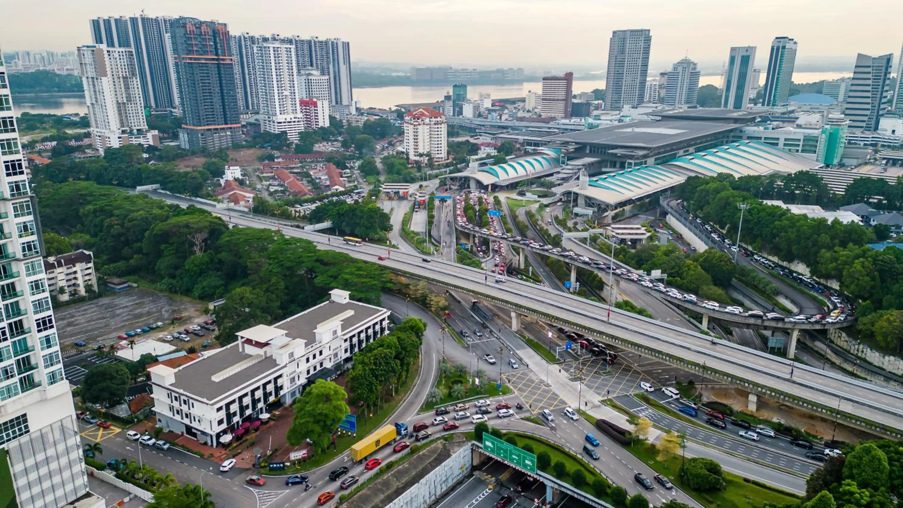 Nearby landmark in HAKO HOTEL JBCC