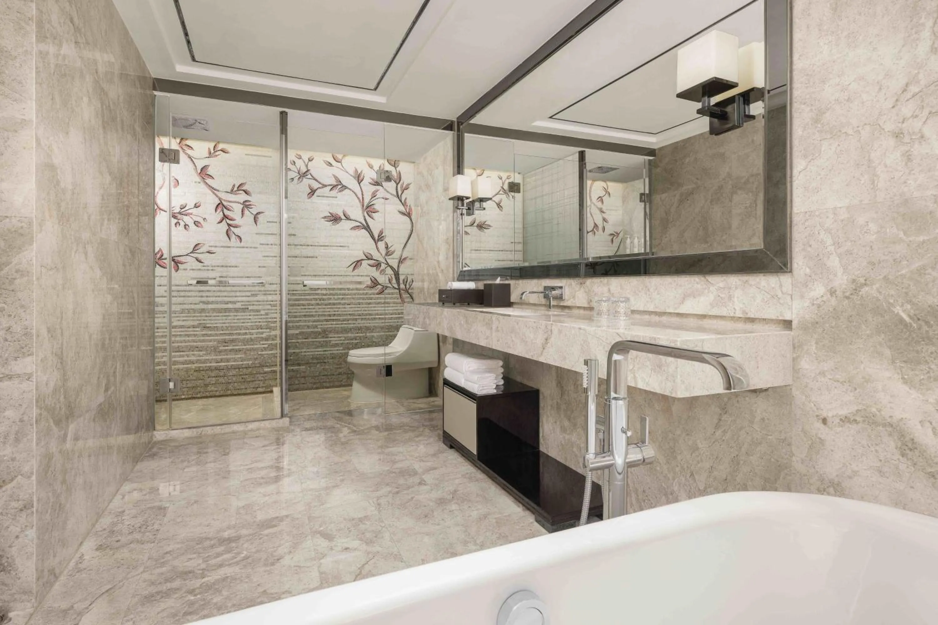 Bathroom in Shanghai Marriott Hotel Parkview