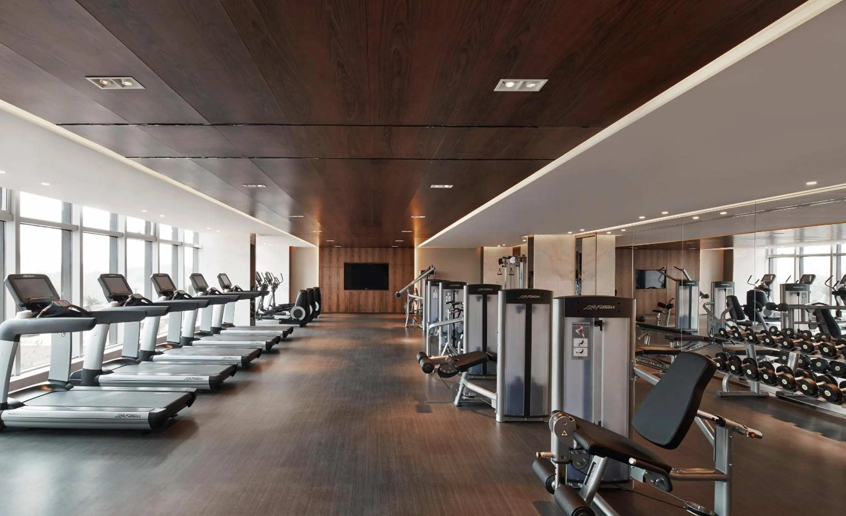 Fitness centre/facilities in Shanghai Marriott Hotel Parkview