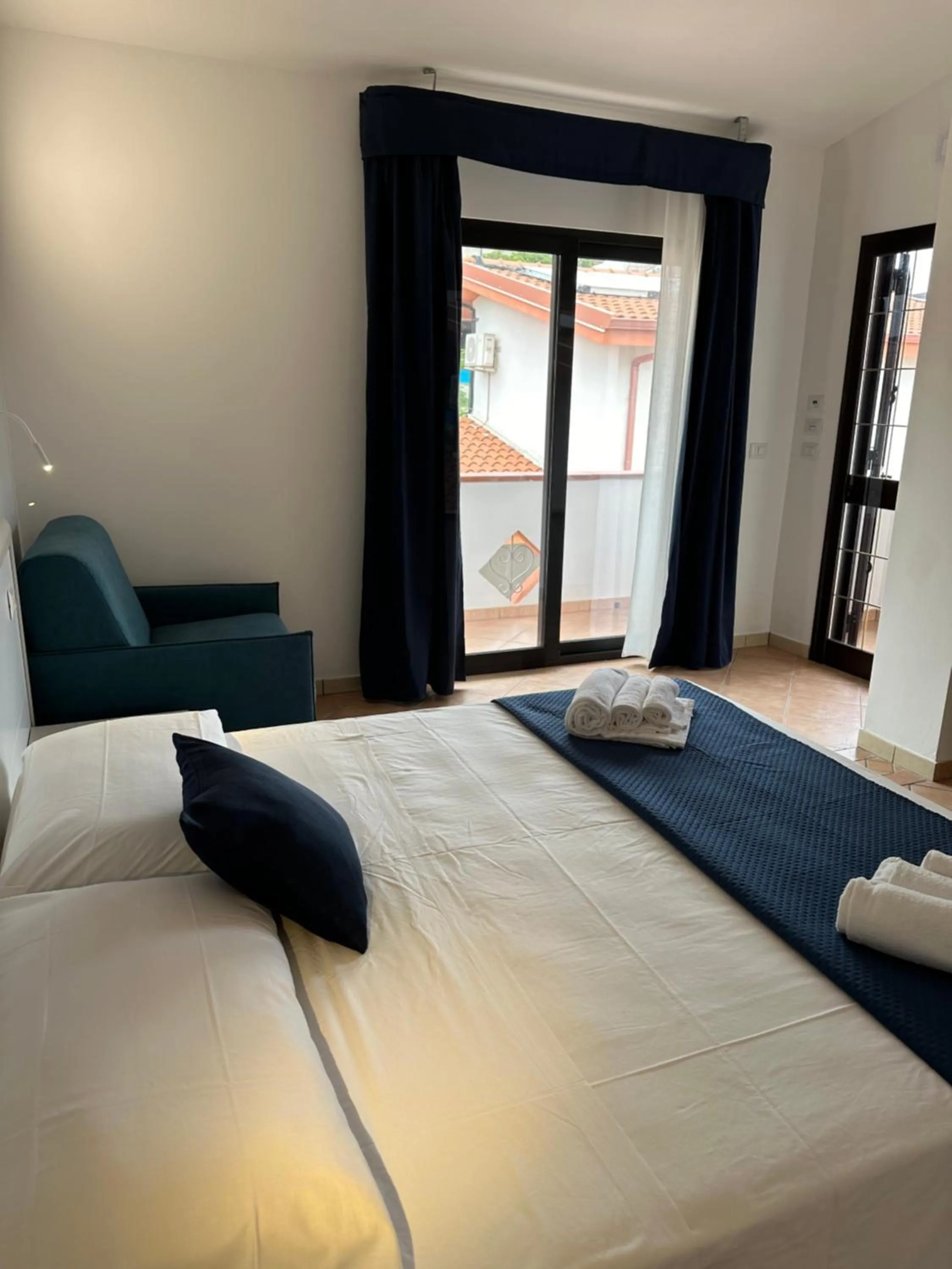 Bedroom, Bed in Residence Hotel La Taverna