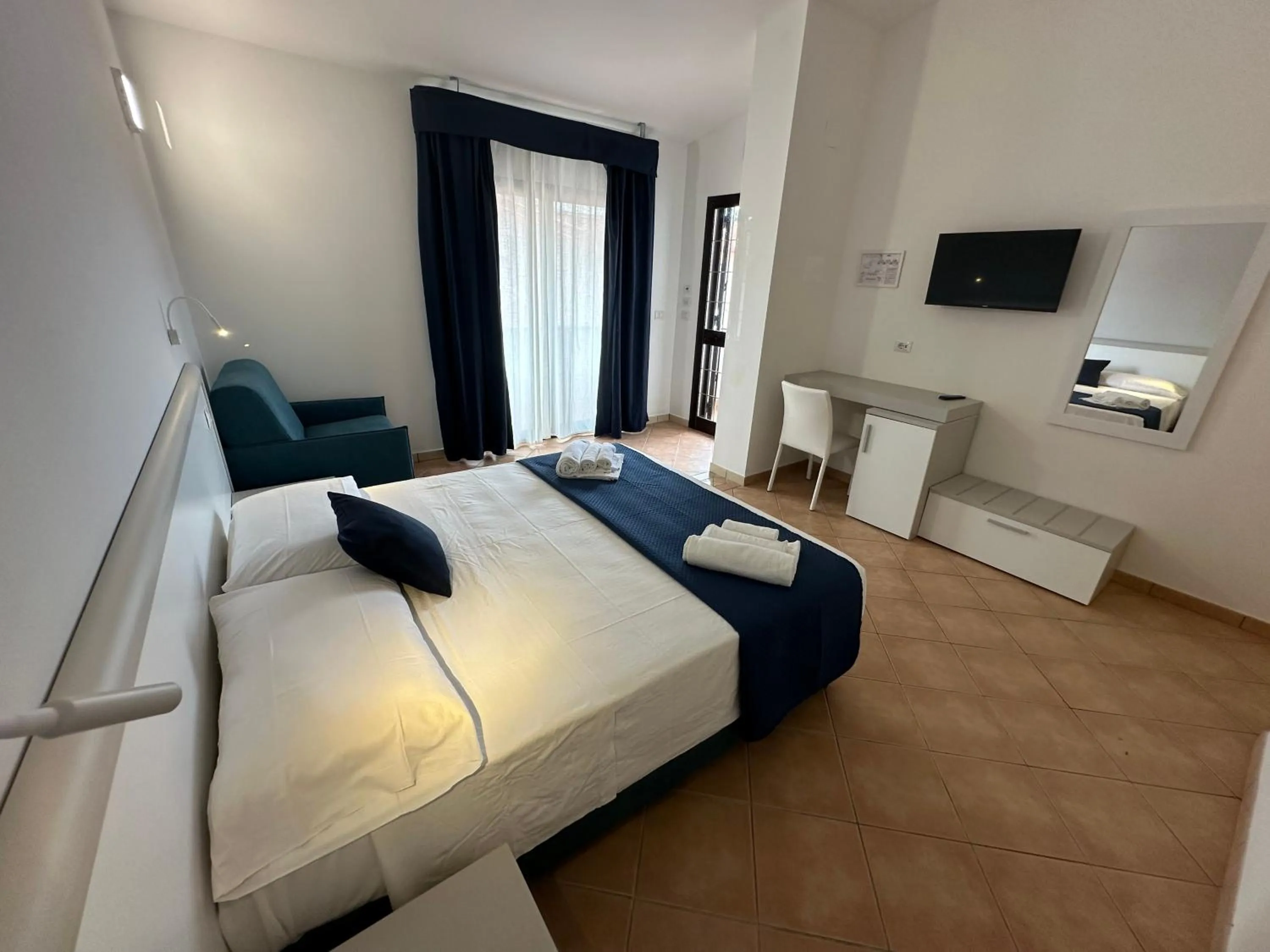 furniture, Bed in Residence Hotel La Taverna