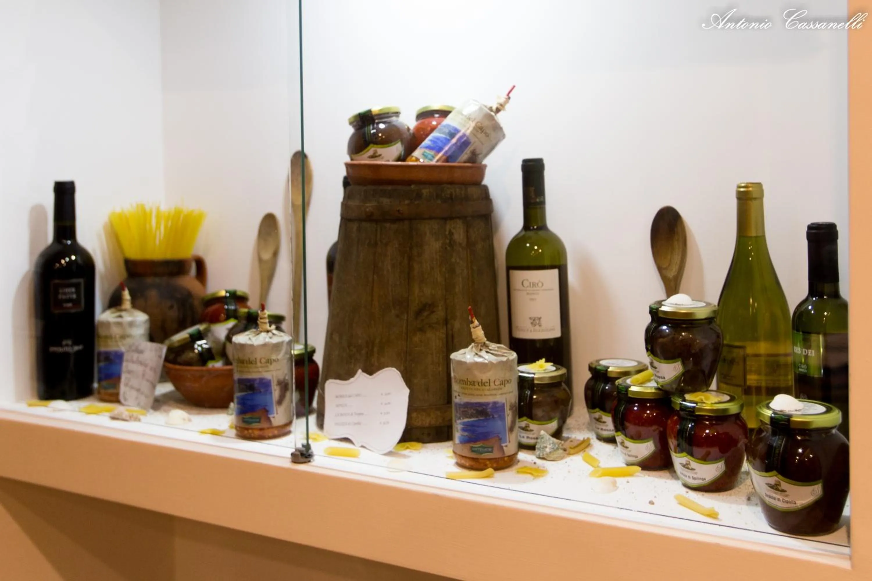 Shopping Area in Residence Hotel La Taverna