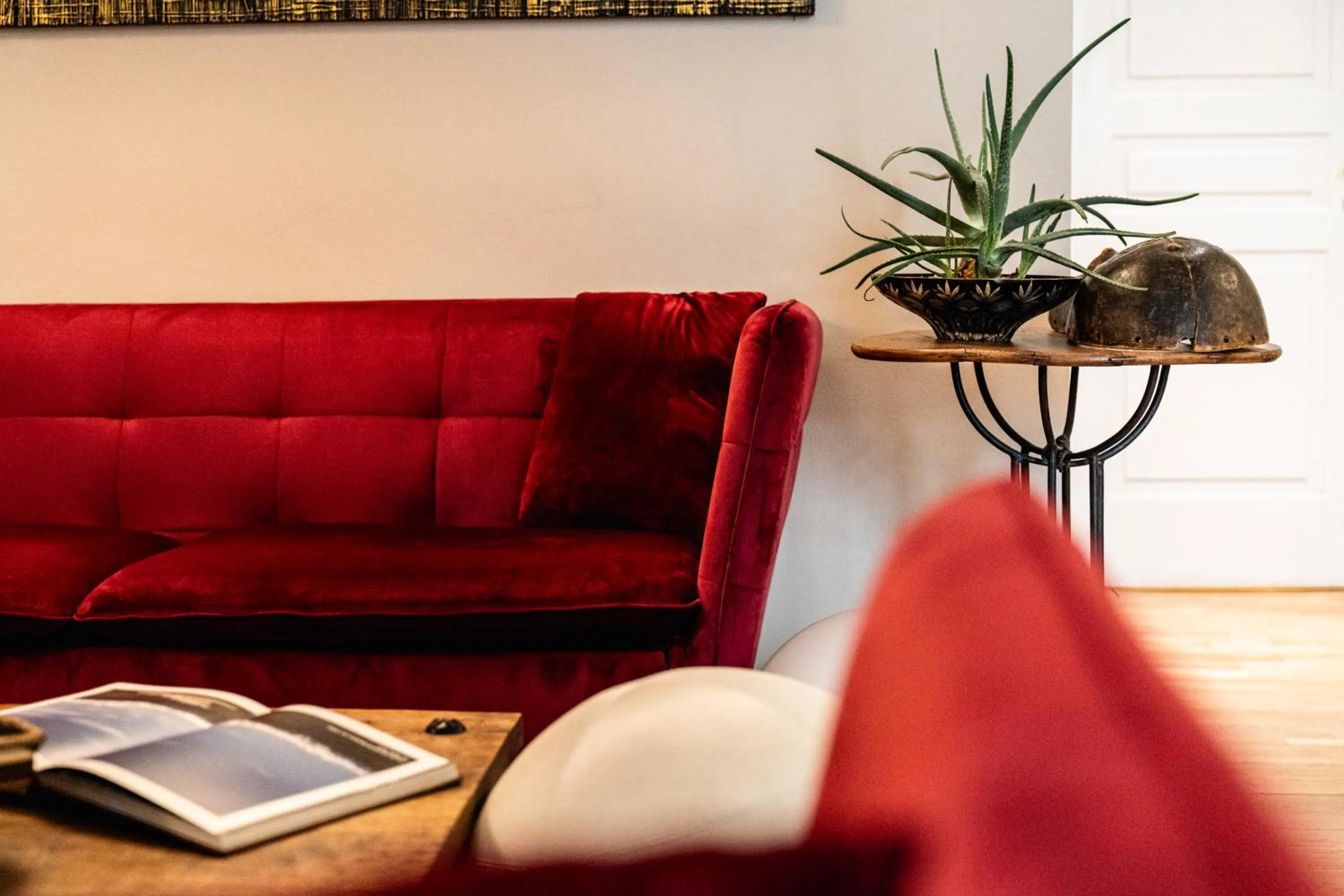 Living room in TownHouse 33 Boutique Hotel