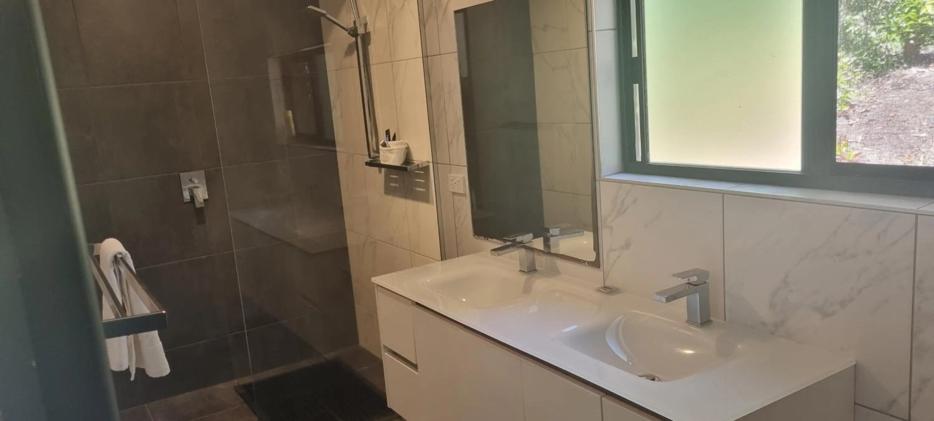 Bathroom in Buderim Fiesta Motel