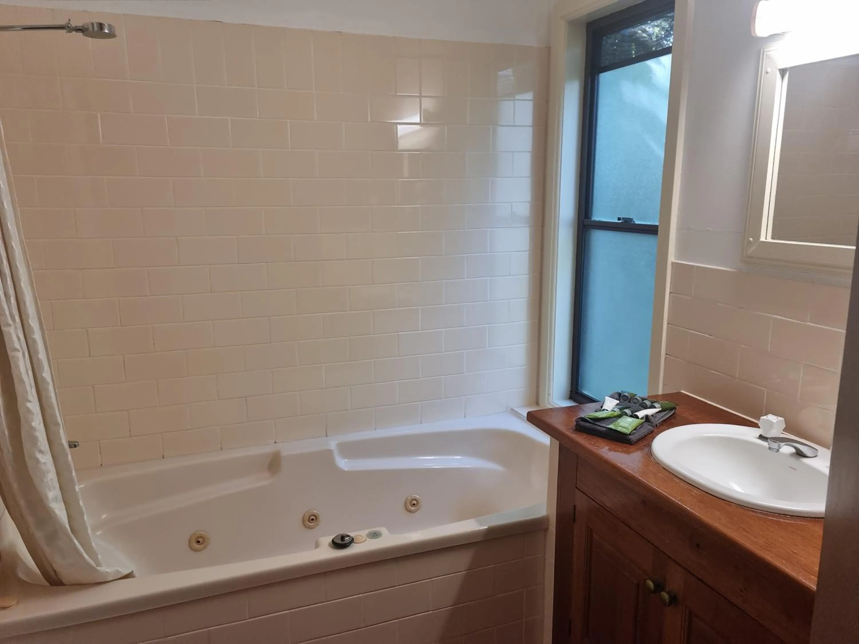 Bathroom in Montville Country Cabins