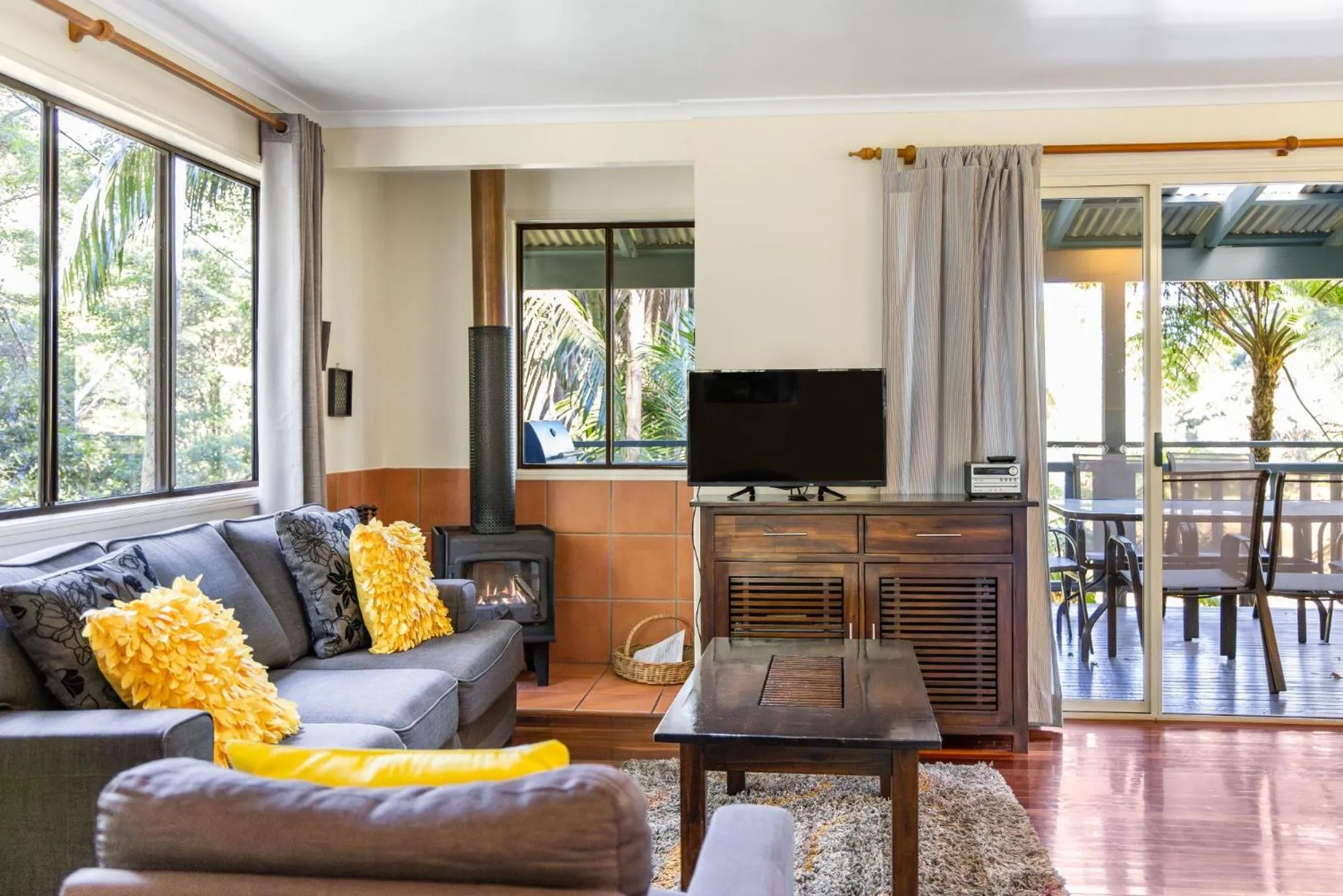 Seating area in Montville Country Cabins