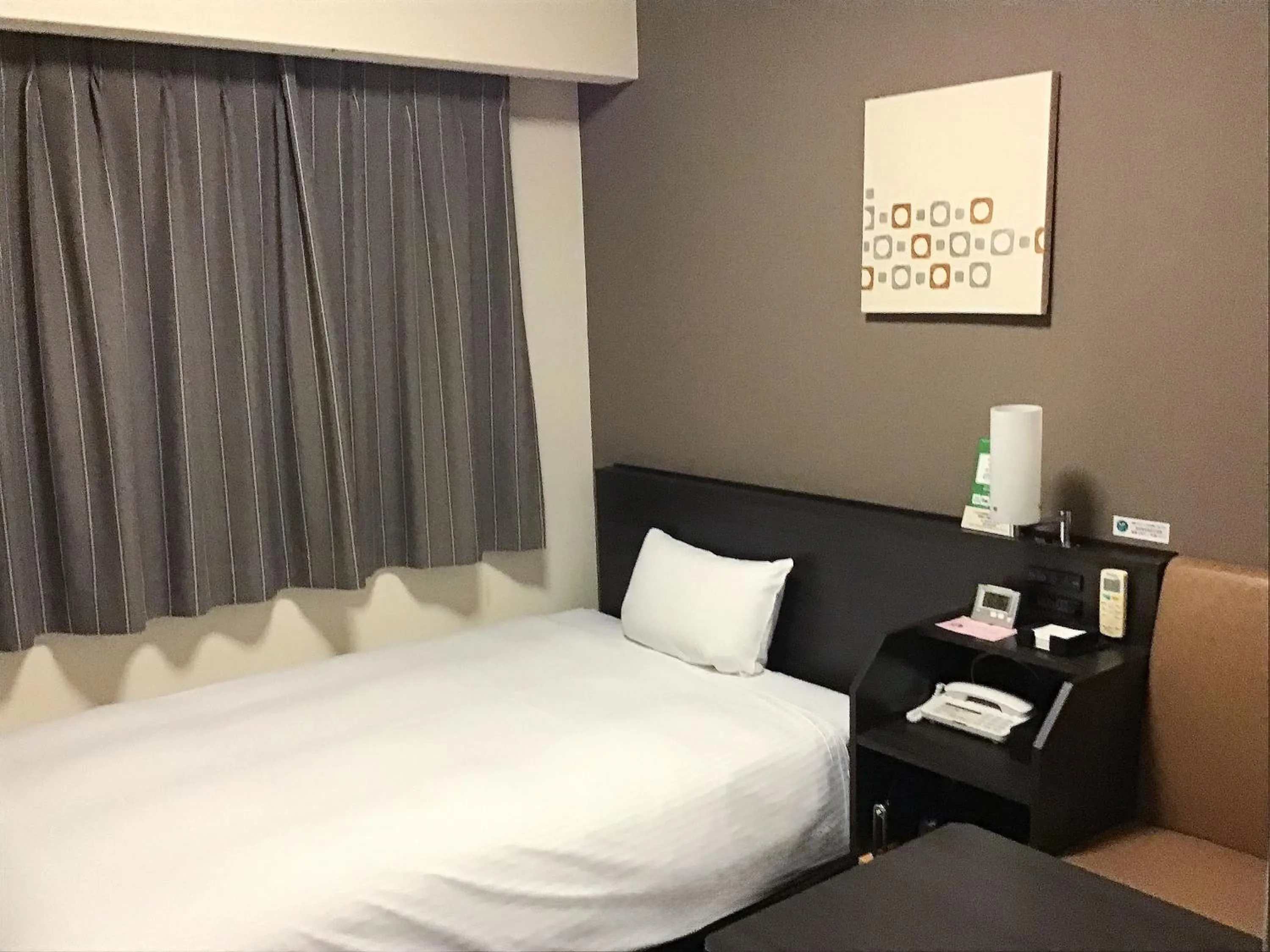 Photo of the whole room, Bed in Hotel Route Inn Hashimoto