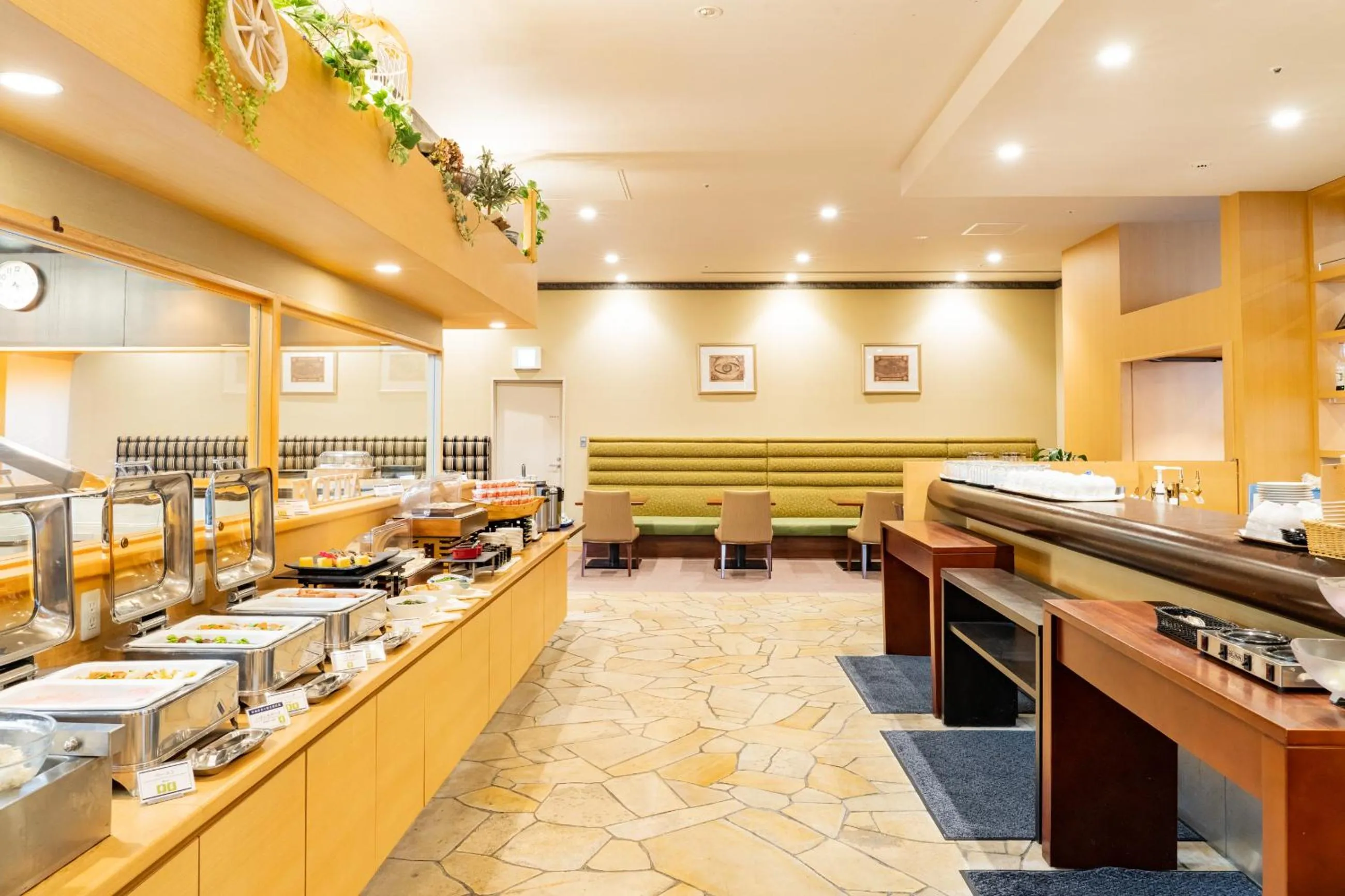 Breakfast in Hotel The West Hills Mito