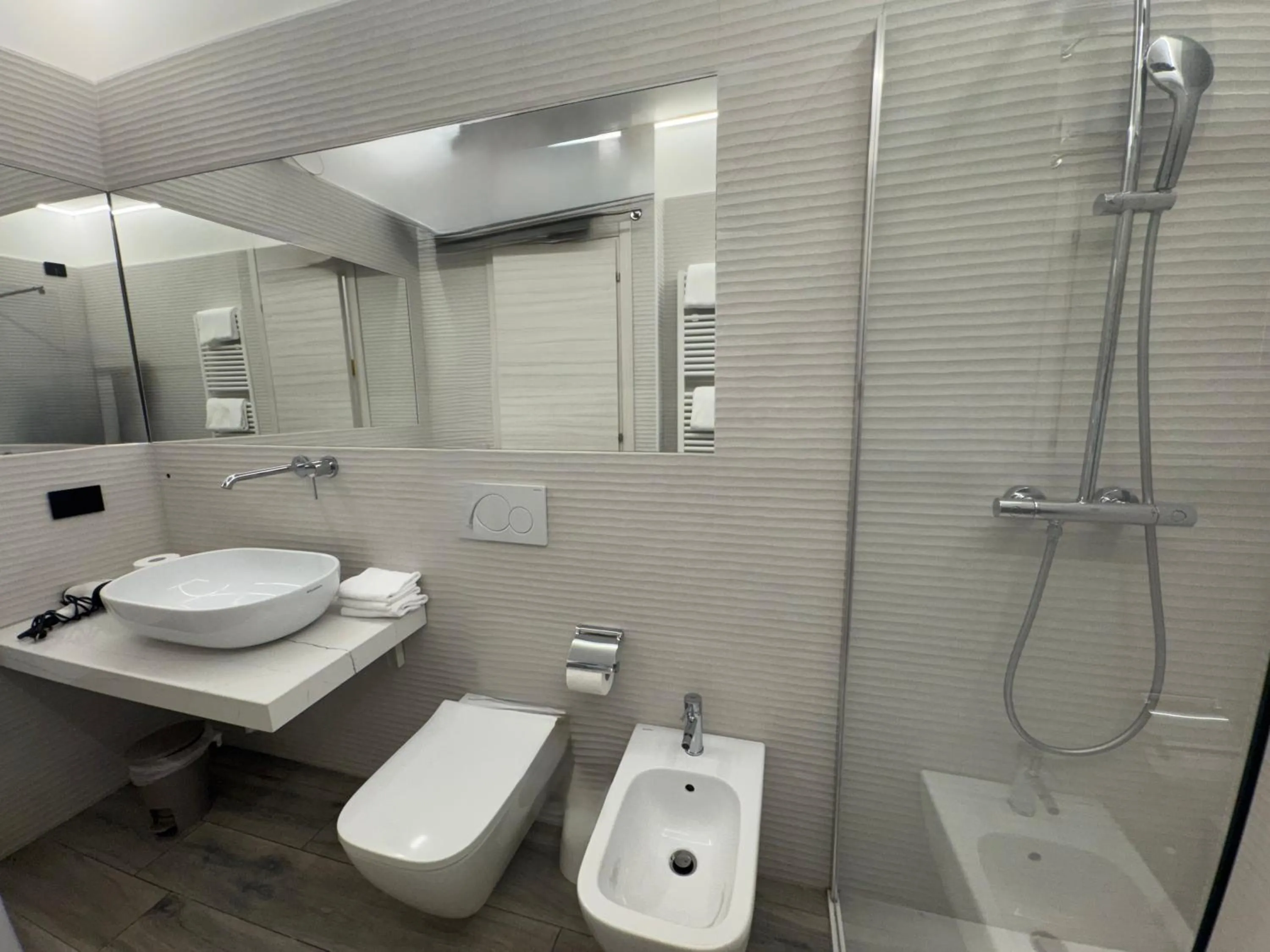 Bathroom in Corte Ongaro Hotel