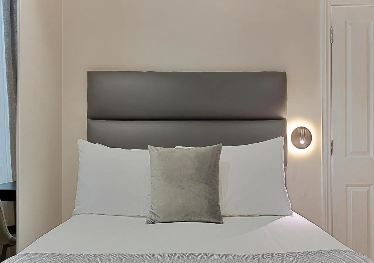 Bed in Cleveland Residences Kensington