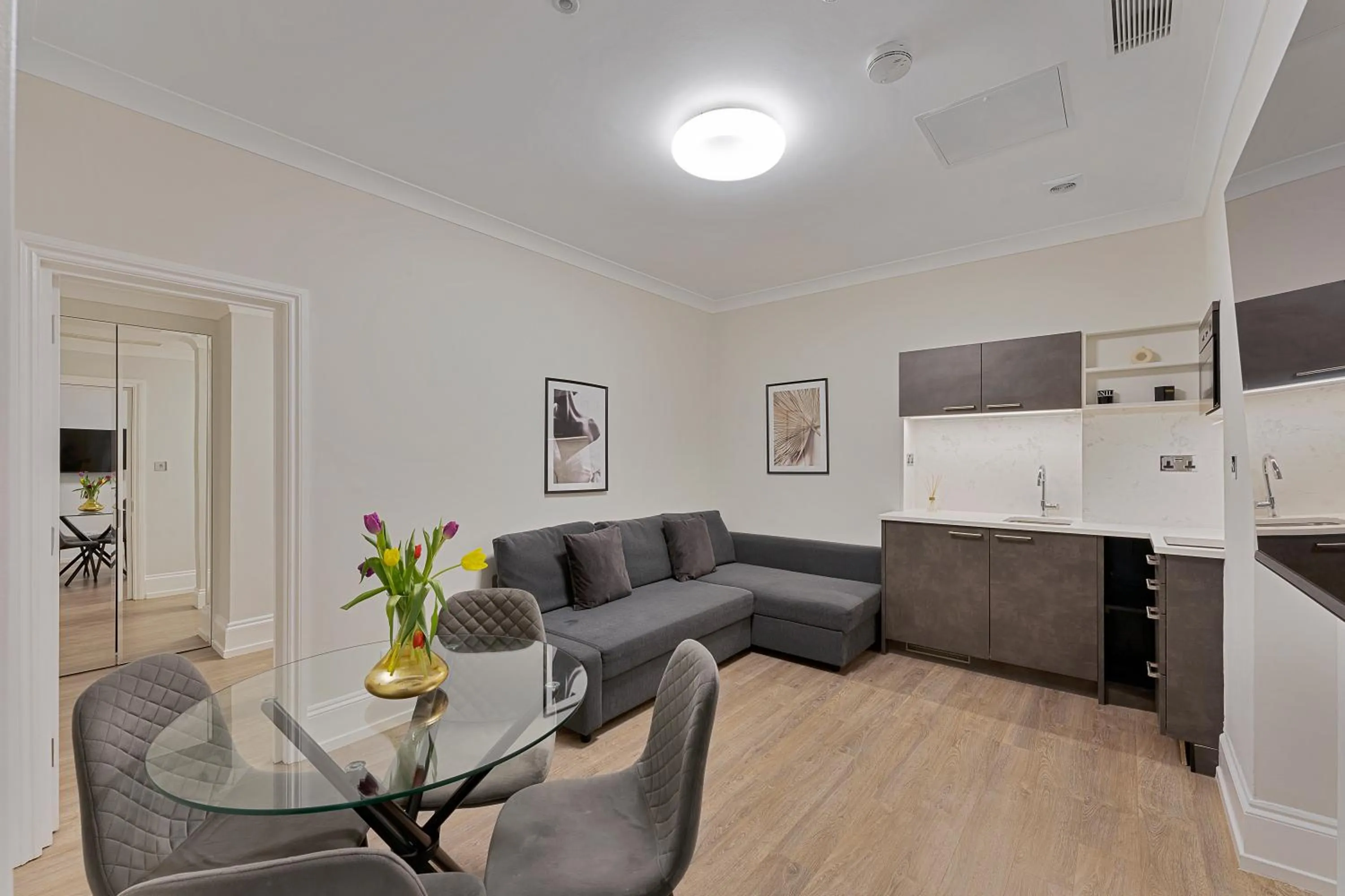 Kitchen or kitchenette in Cleveland Residences Kensington