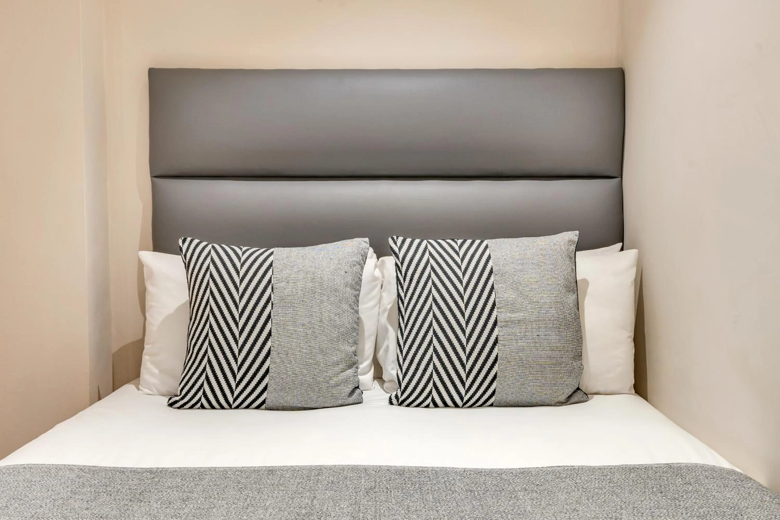 Bed in Cleveland Residences Kensington