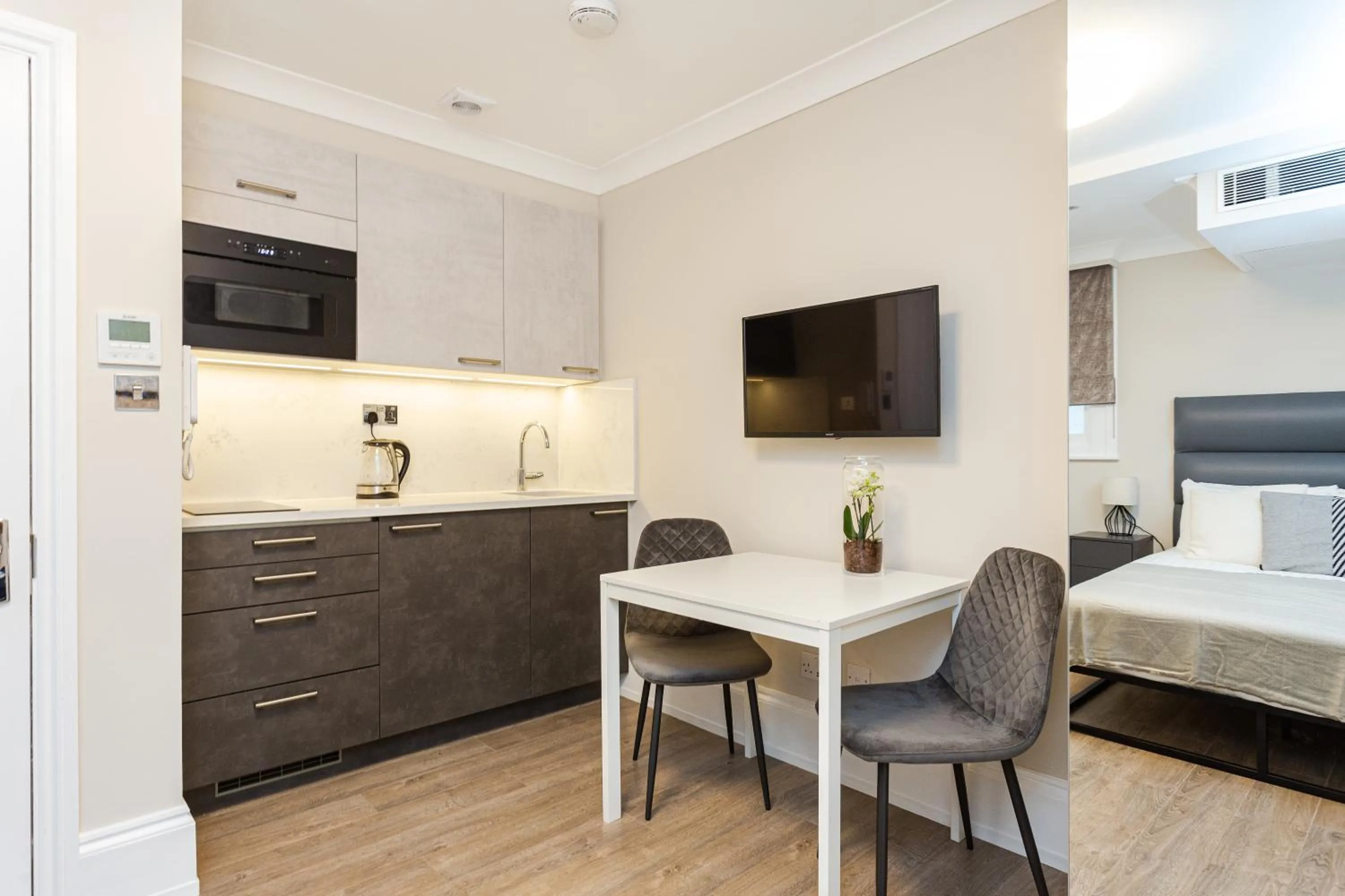 Kitchen or kitchenette in Cleveland Residences Kensington