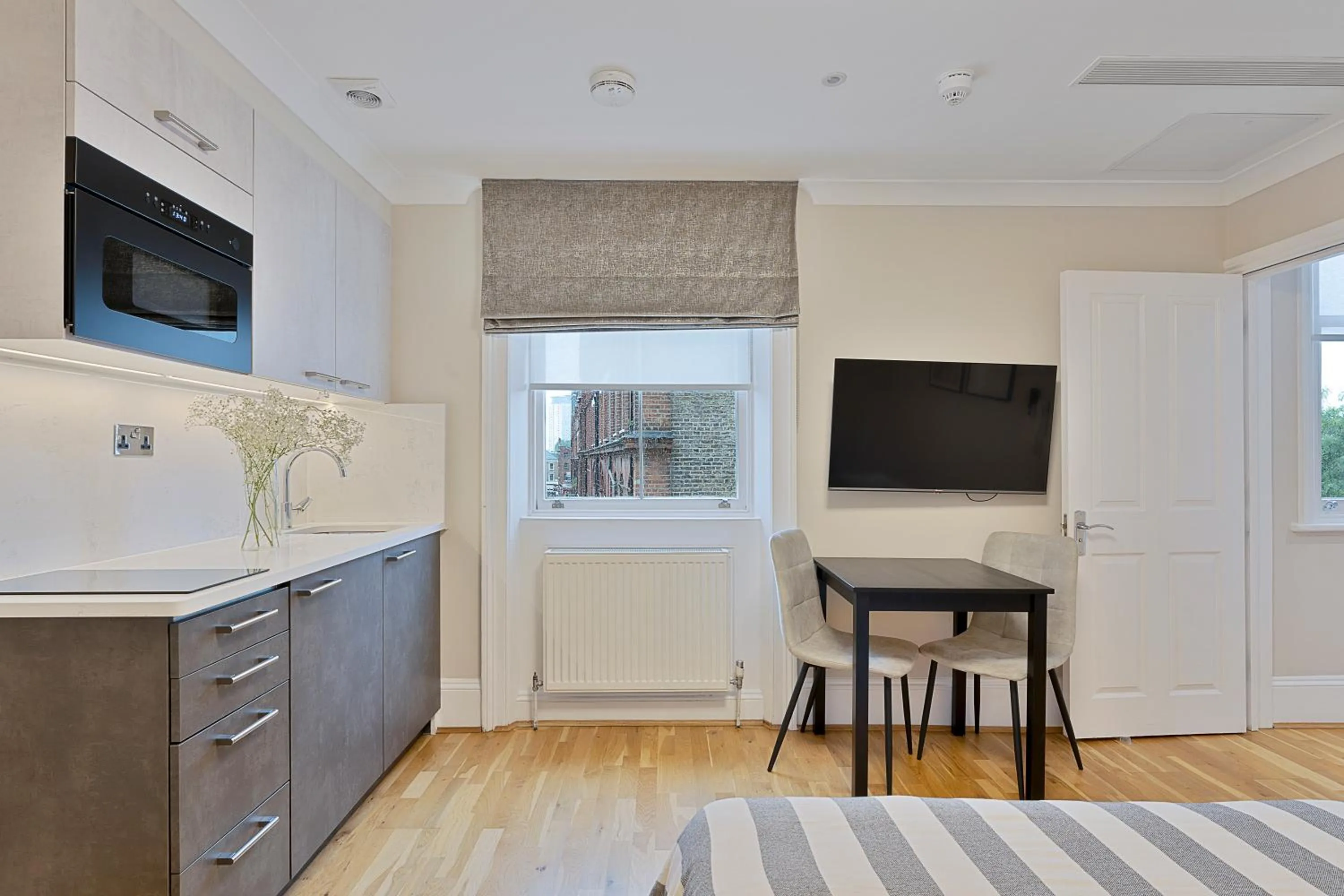 Kitchen or kitchenette in Cleveland Residences Kensington