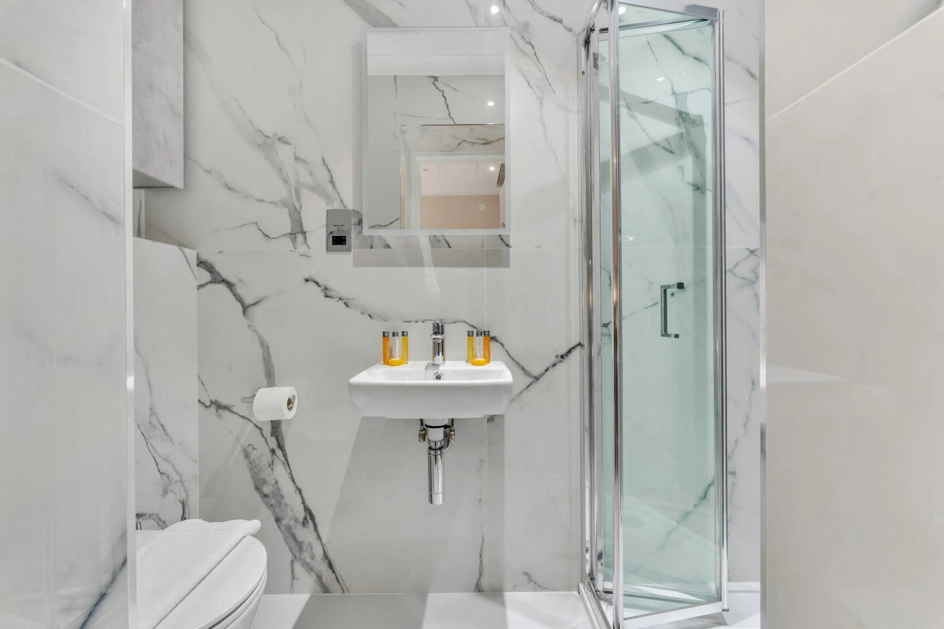 Bathroom in Cleveland Residences Kensington