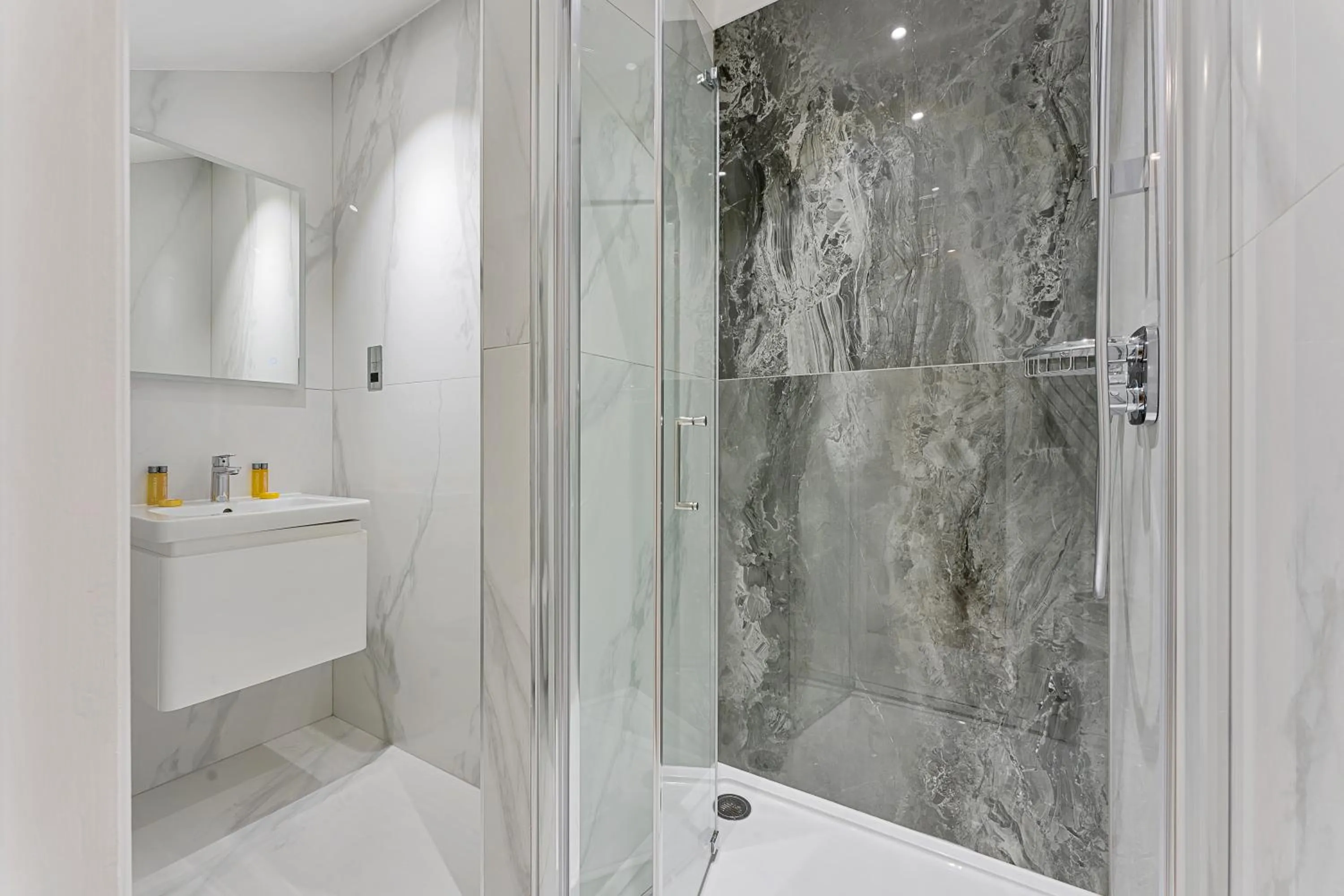 Bathroom in Cleveland Residences Kensington