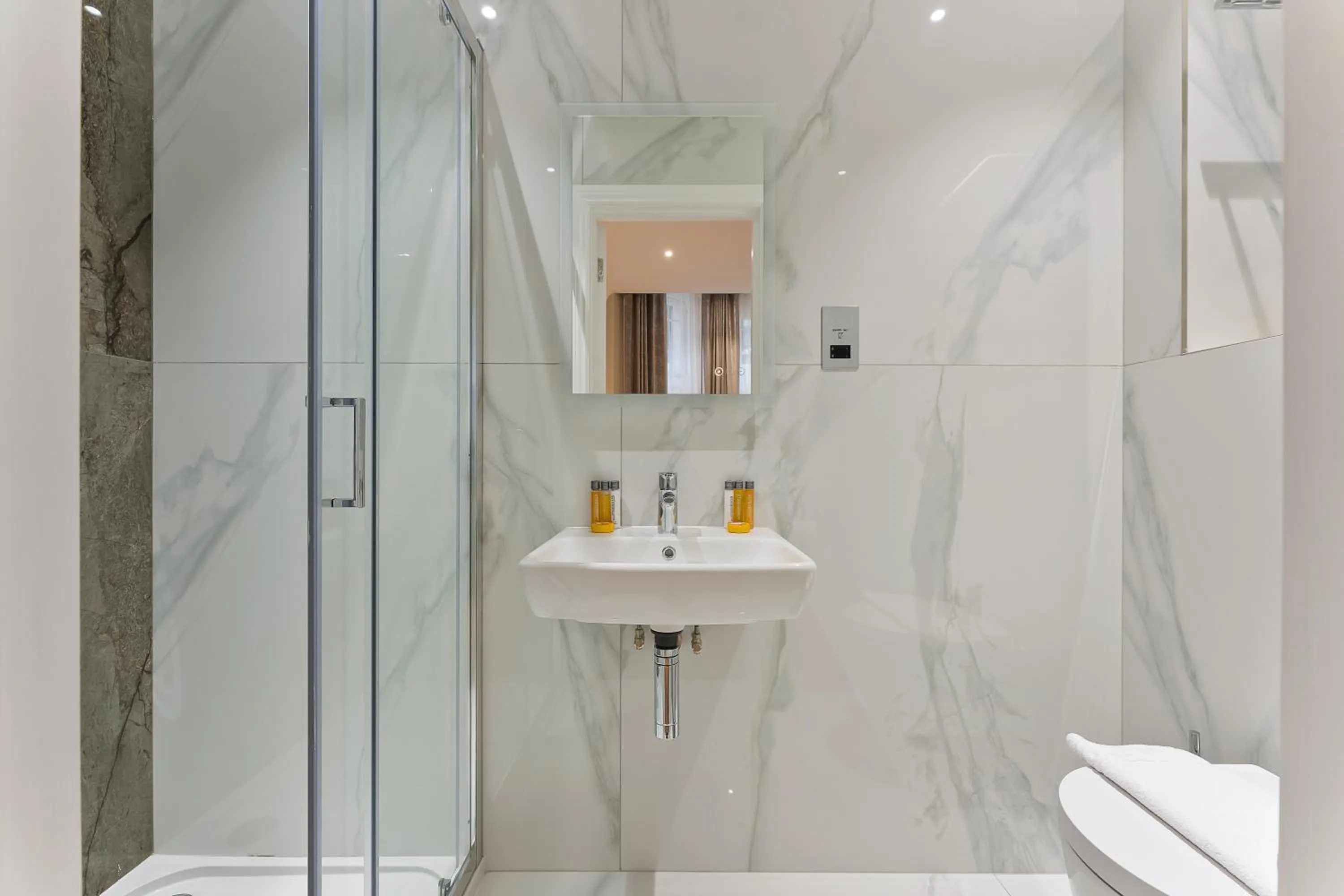 Bathroom in Cleveland Residences Kensington