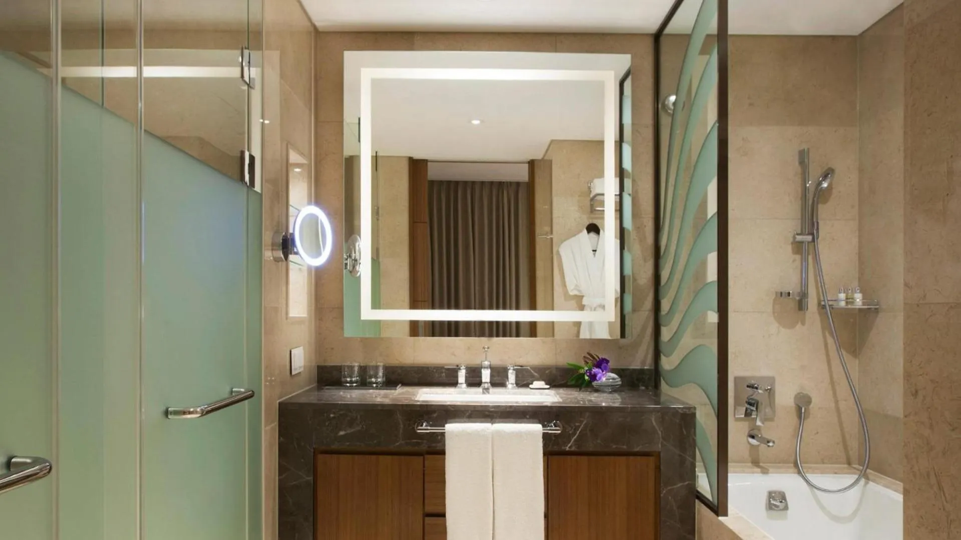 Bathroom in LOTTE CITY HOTEL Jeju Airport