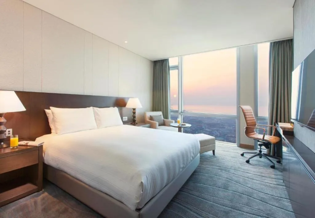 Bed in LOTTE CITY HOTEL Jeju Airport