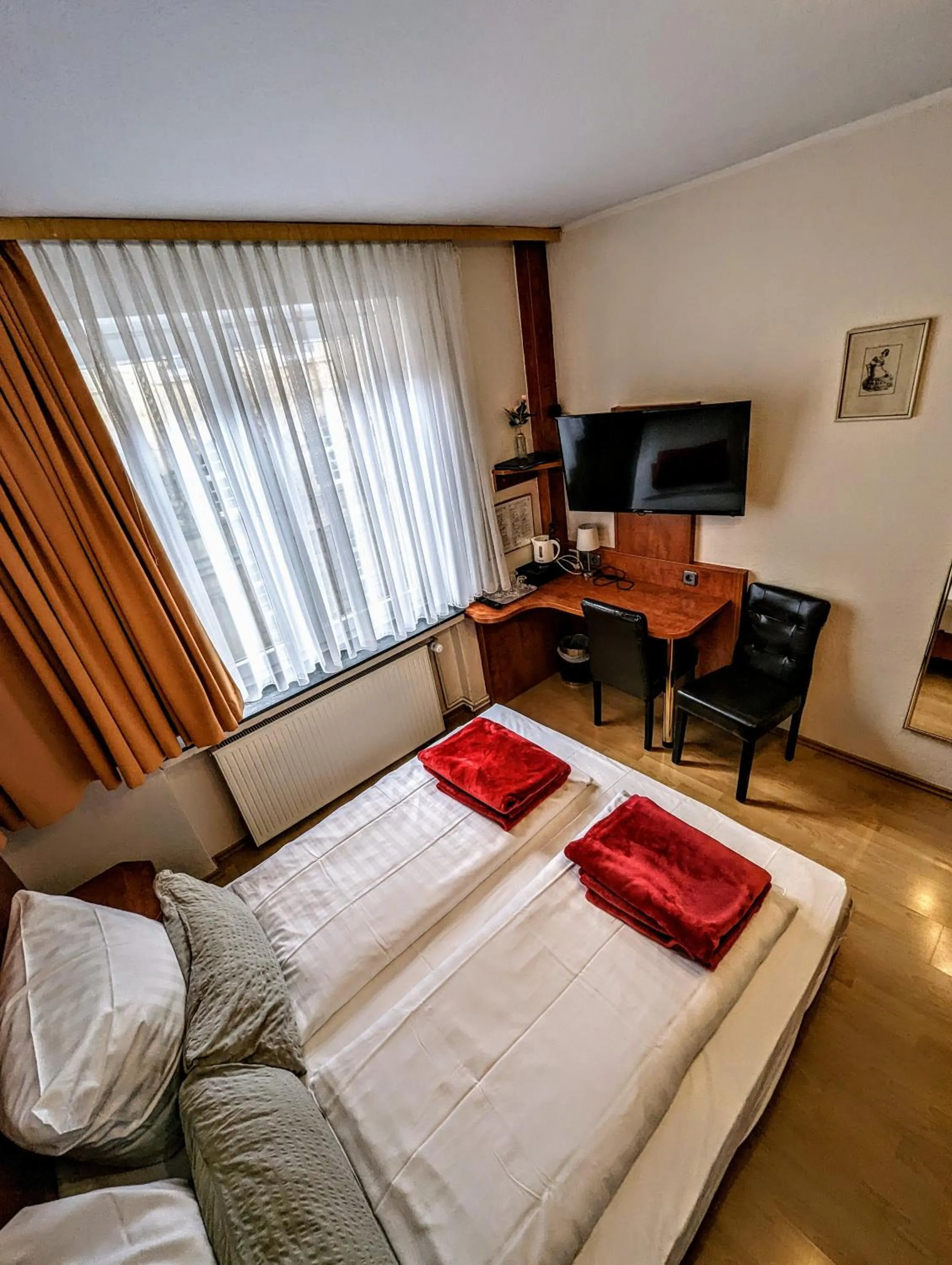 Bed in Hotel am Rathaus