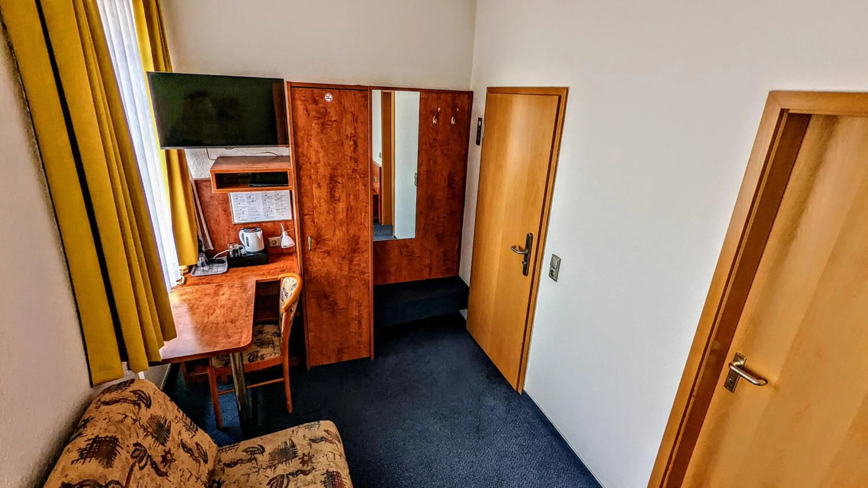 TV and multimedia in Hotel am Rathaus