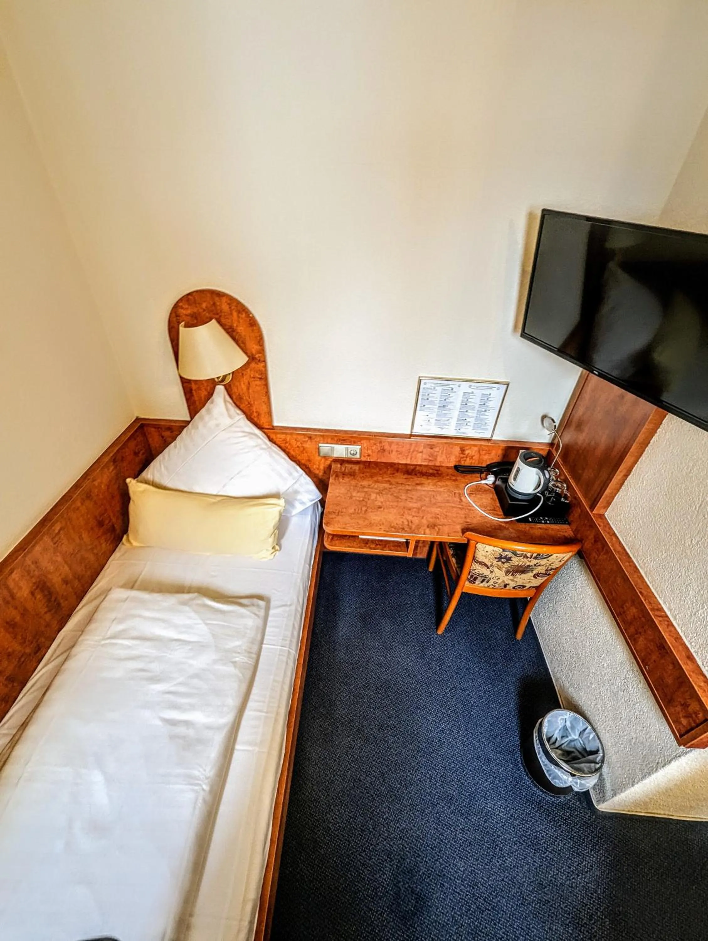 Bed in Hotel am Rathaus