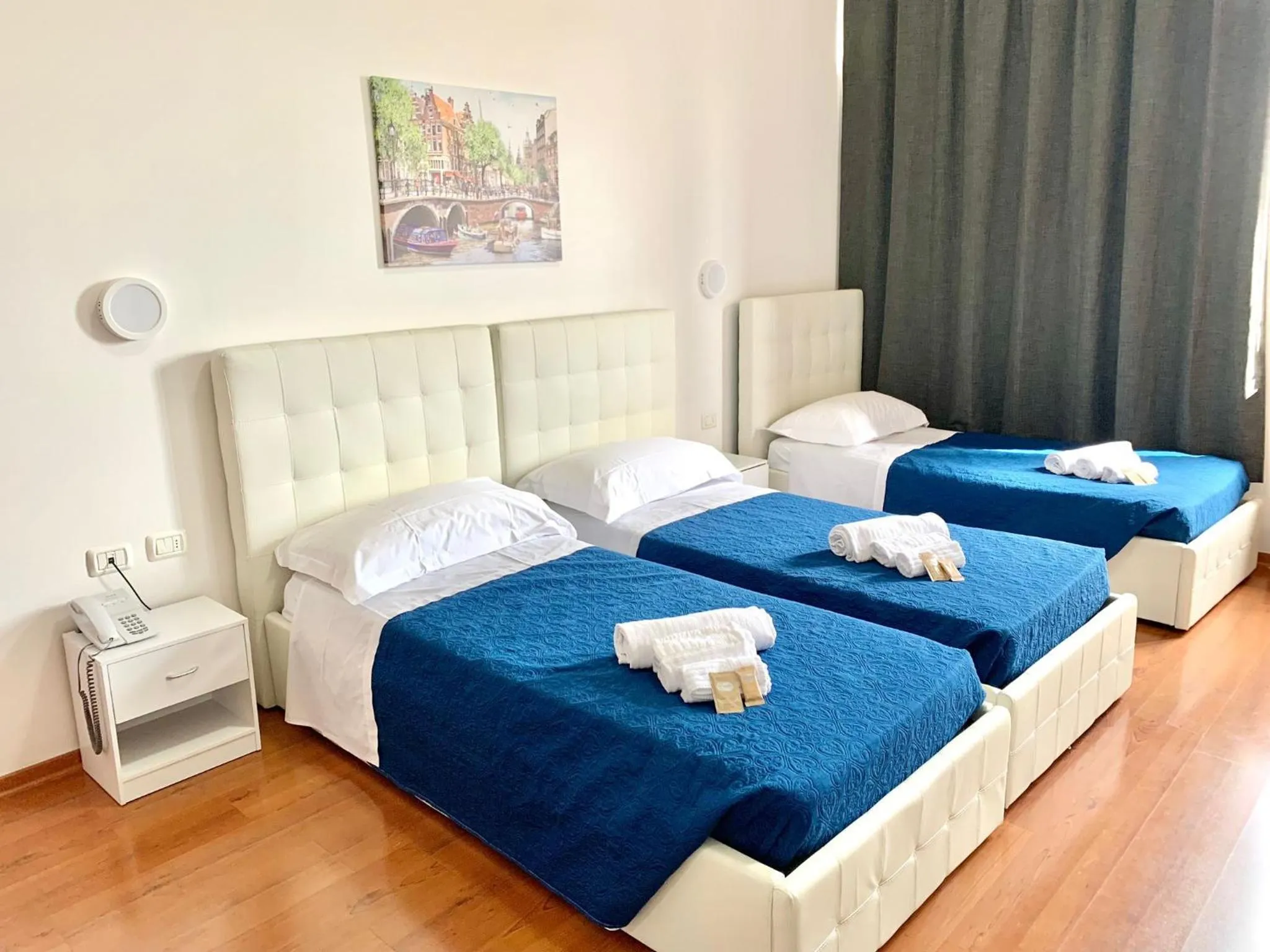 Photo of the whole room, Bed in Oasi San Francesco