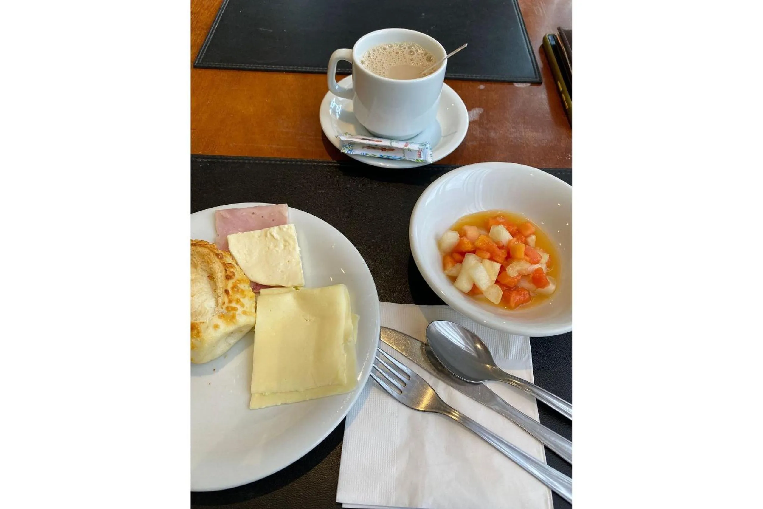 Restaurant/places to eat in Suite Luxo Flat Hotel Aeroporto Congonhas 1503