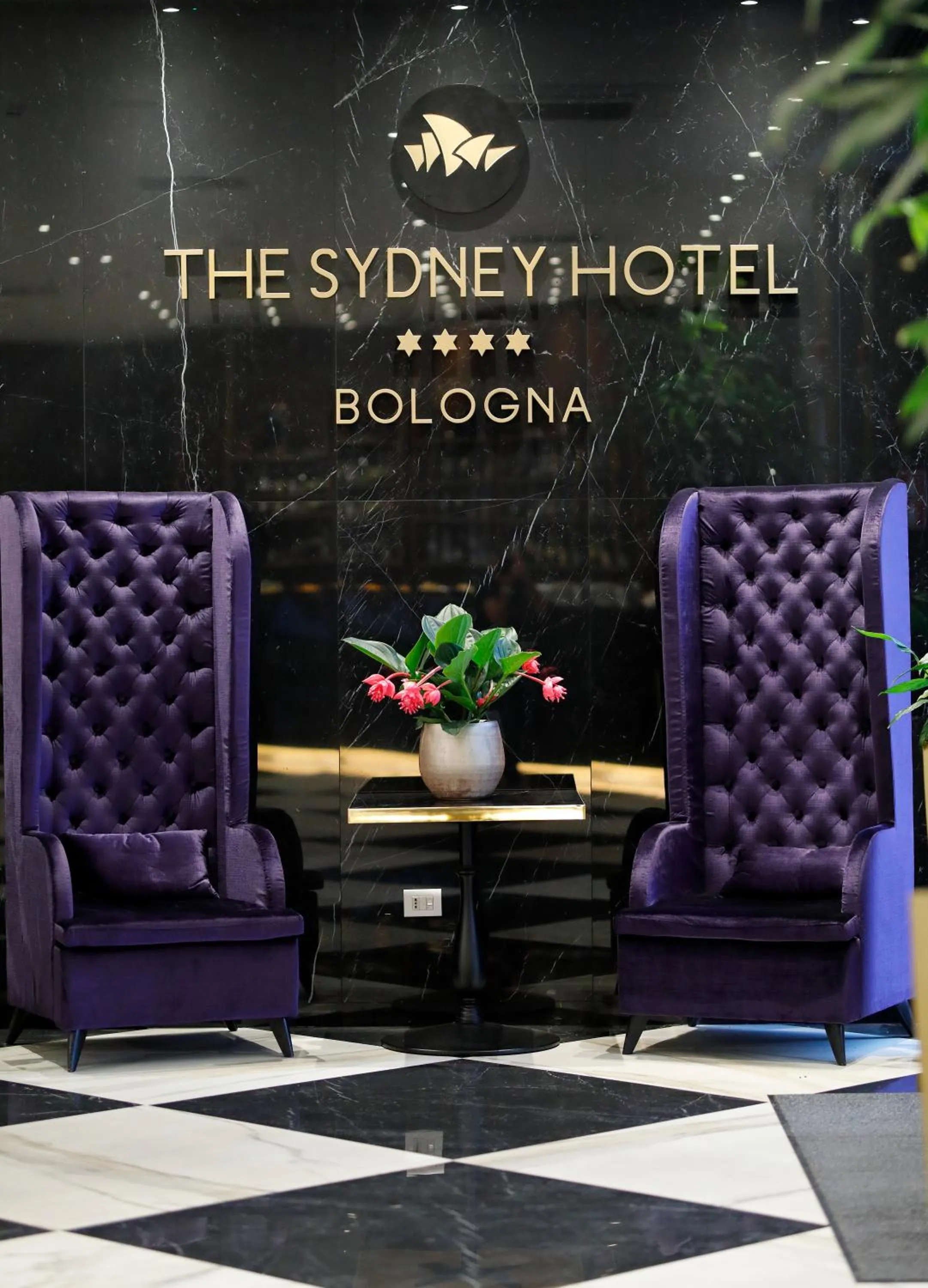 Lobby or reception in The Sydney Hotel