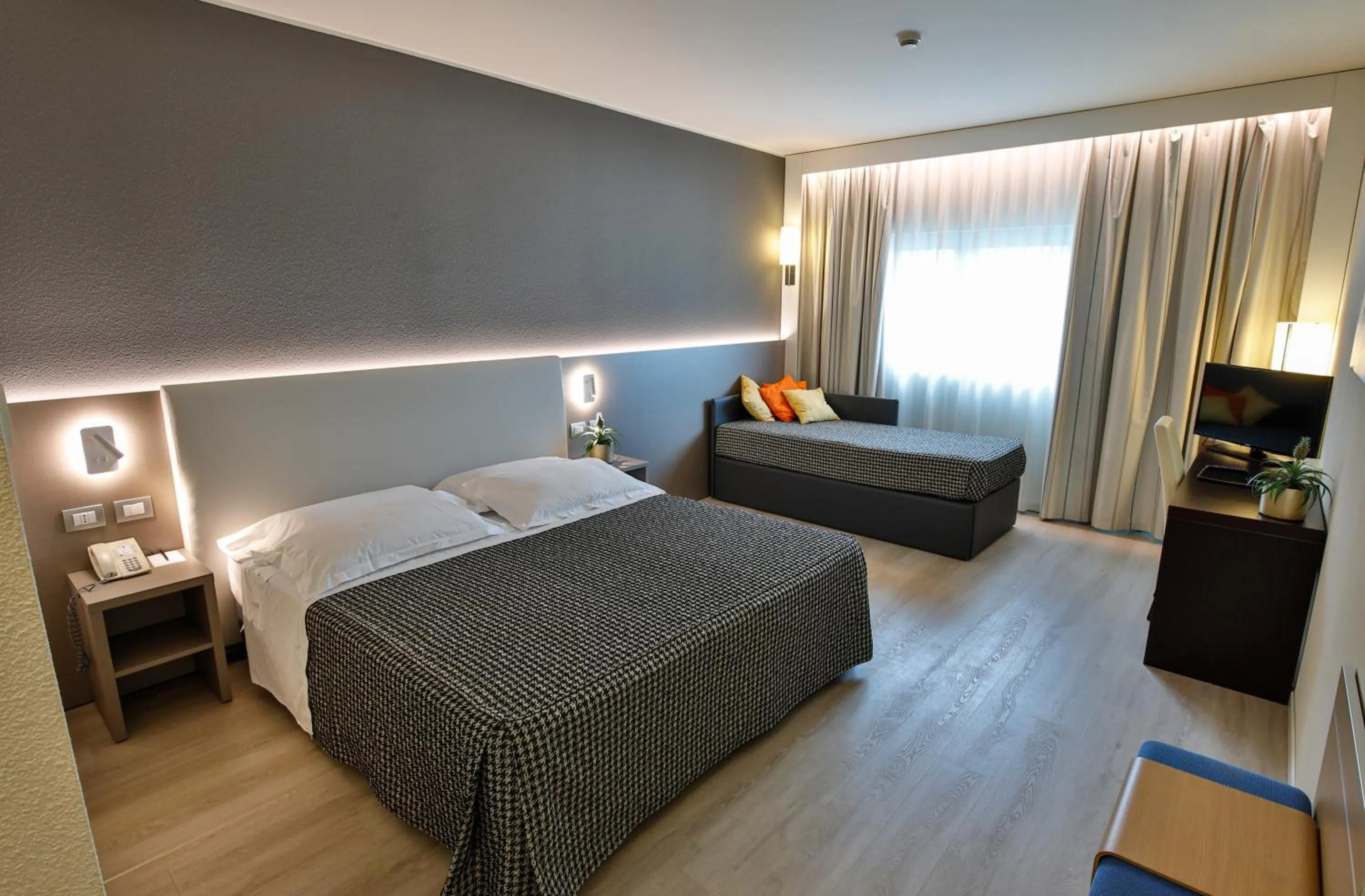 Bedroom, Bed in The Sydney Hotel