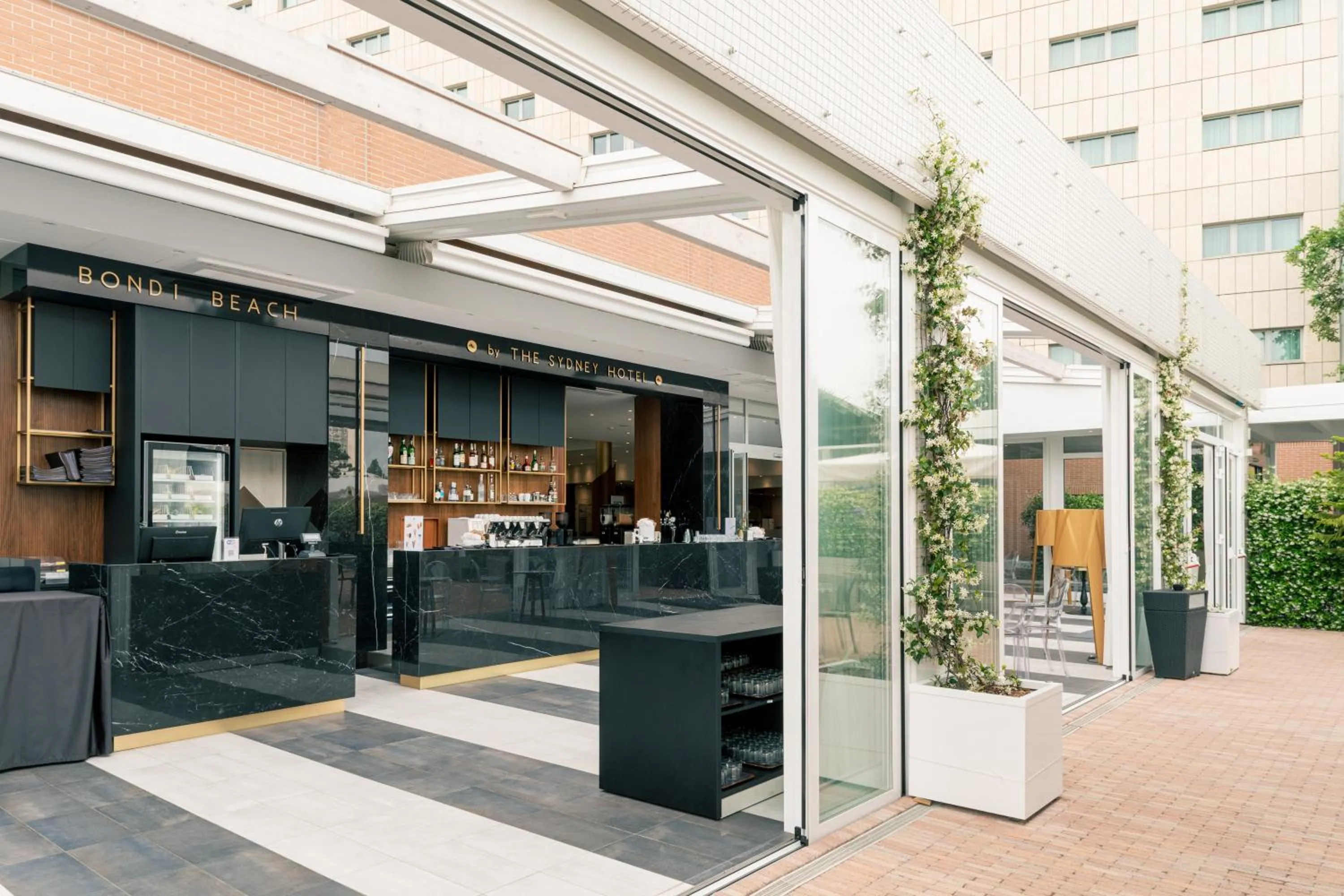 Balcony/Terrace in The Sydney Hotel